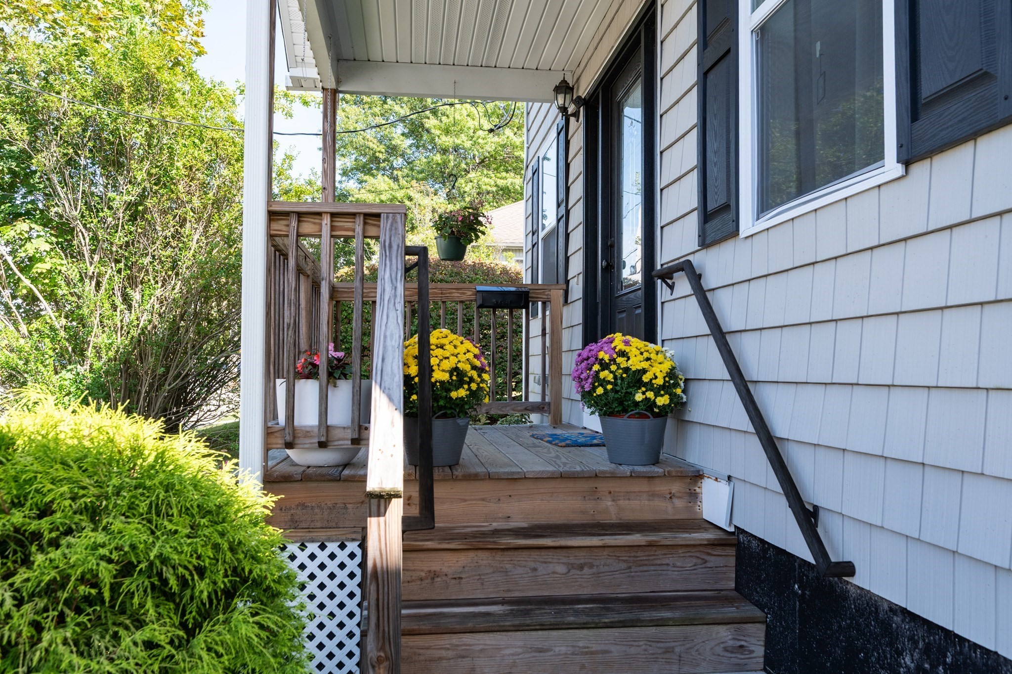 28 Mink Rd, Providence, RI 02908 - Image 2