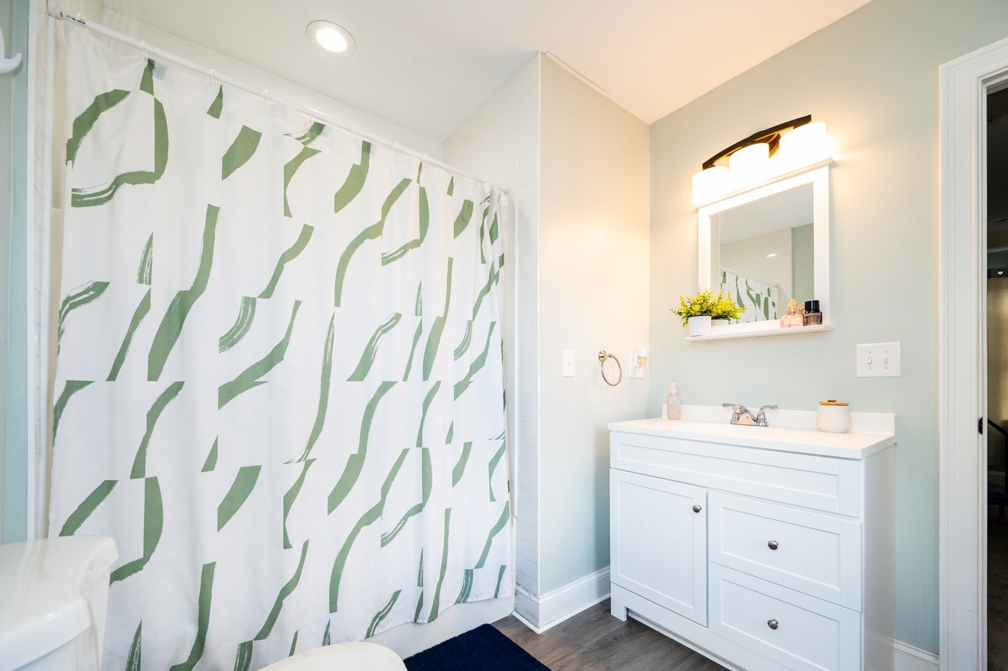 28 Mink Rd, Providence, RI 02908 - Image 16