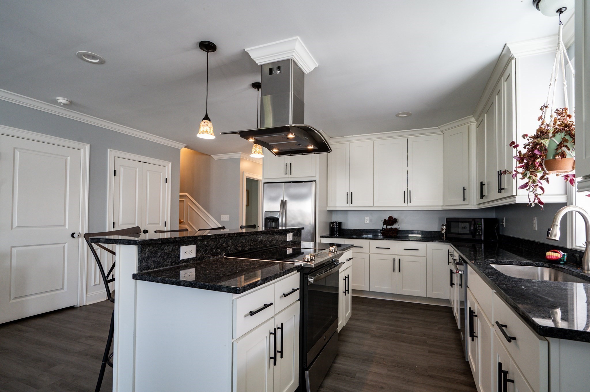 28 Mink Rd, Providence, RI 02908 - Image 4