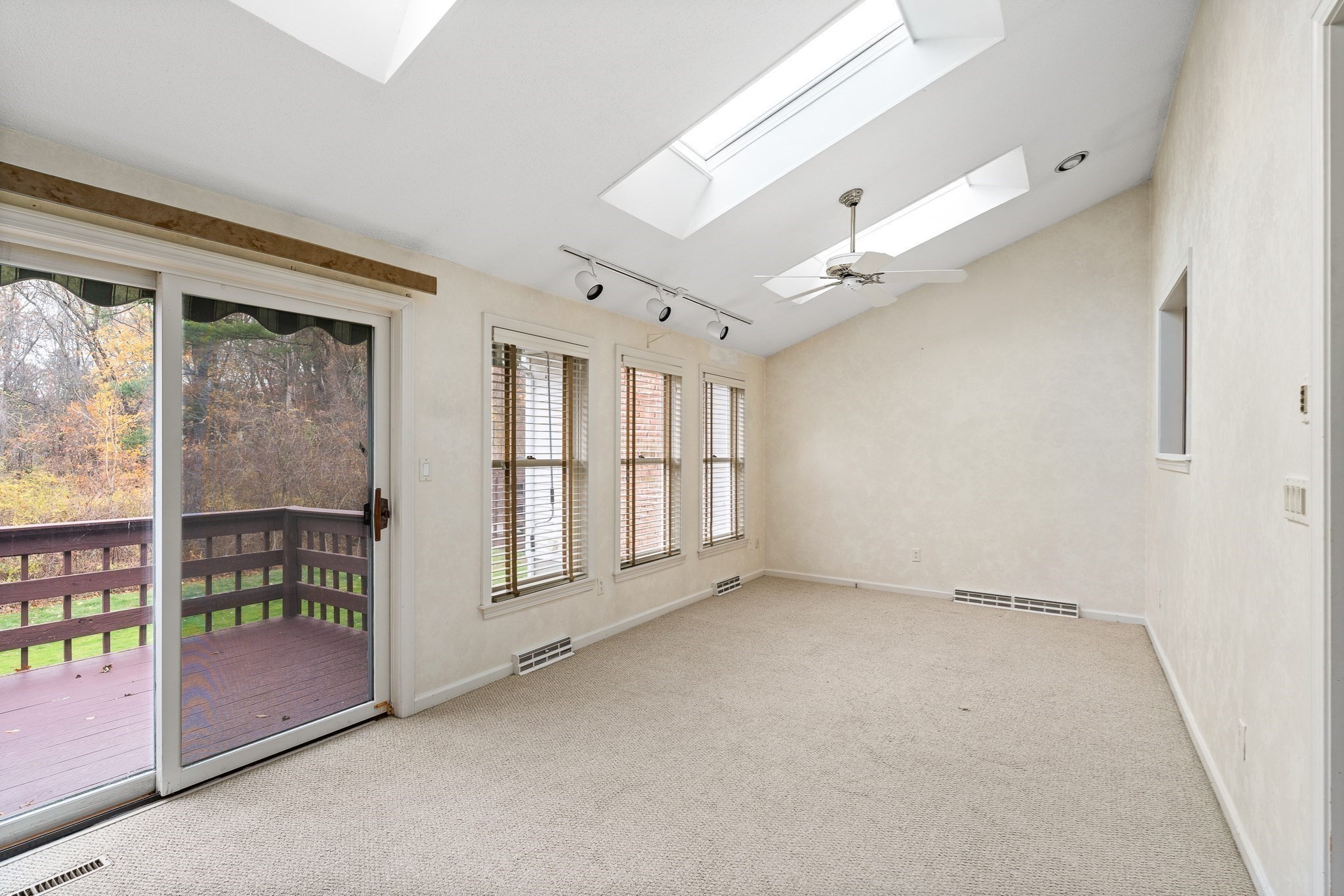 7 Castle Hill Rd Unit G, Agawam, MA 01001 - Image 16