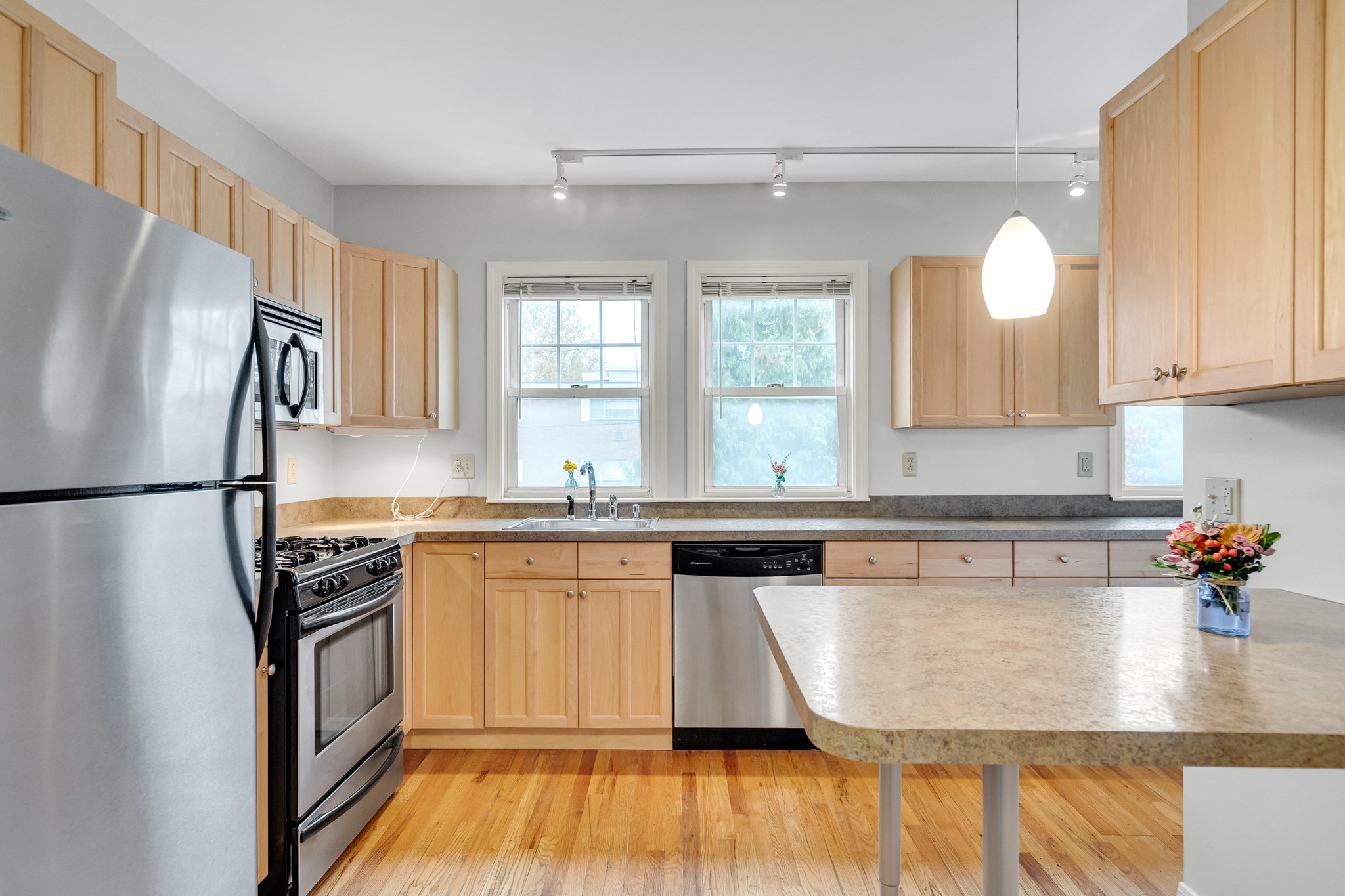 348 Hyde Park Avenue Unit 2, Jamaica Plain, Boston, MA 02131 - Image 15