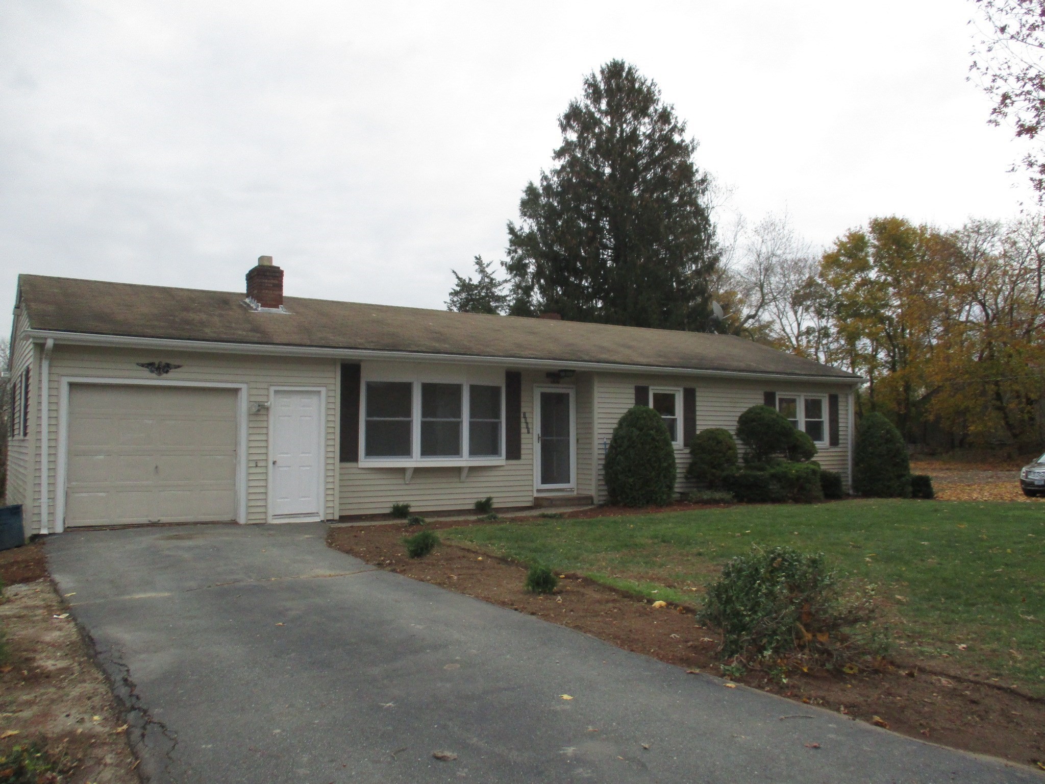 1067 Bark, Swansea, MA 02777 - Image 2