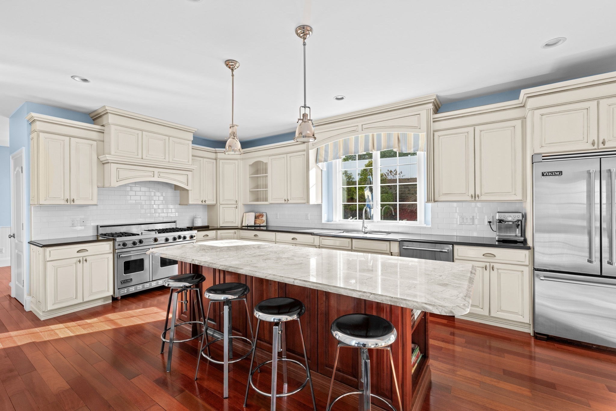 9 Cranberry Ln, Hingham, MA 02043 - Image 4