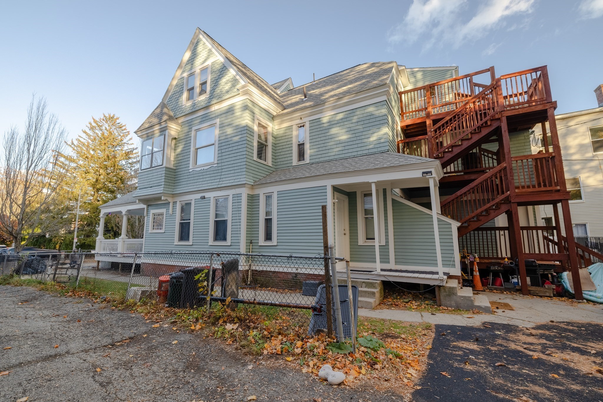 35 May Street, Worcester, MA 01610 - Image 1