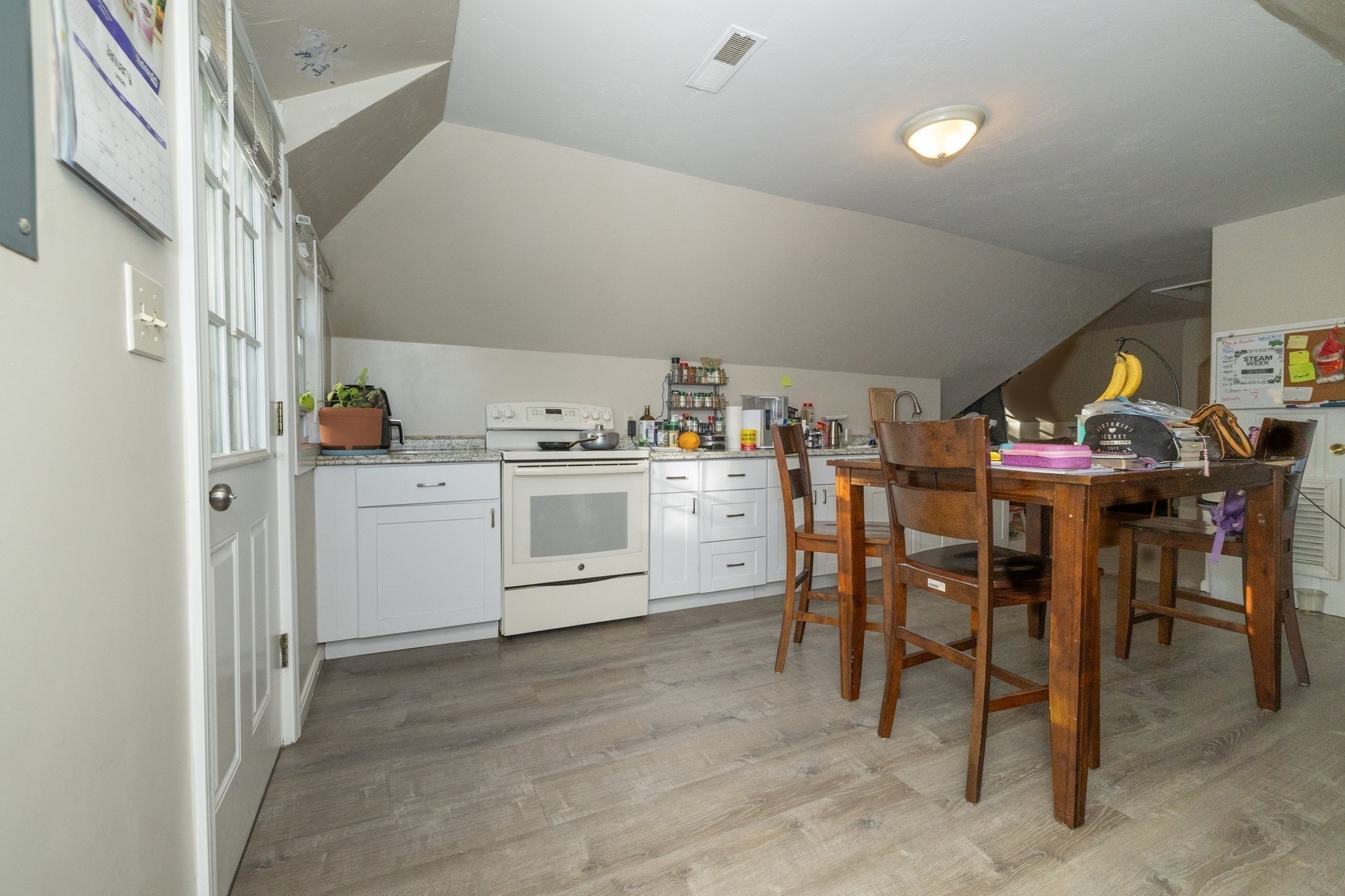 35 May Street, Worcester, MA 01610 - Image 12