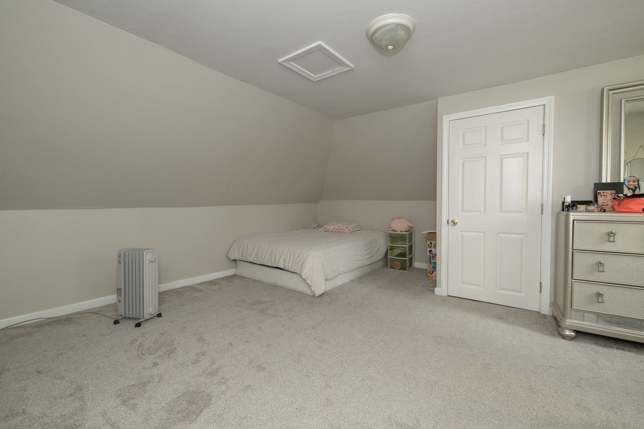 35 May Street, Worcester, MA 01610 - Image 8