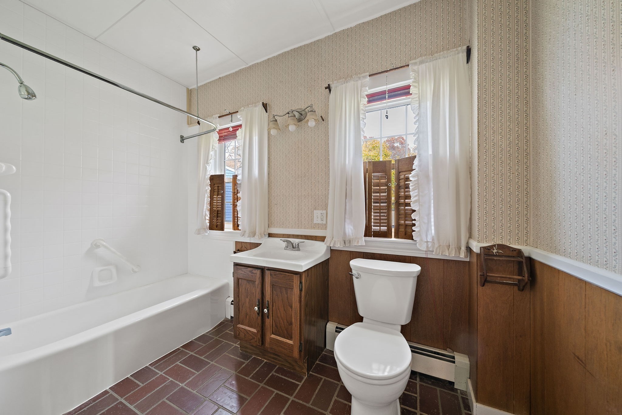 578 Plain St, Brockton, MA 02302 - Image 14