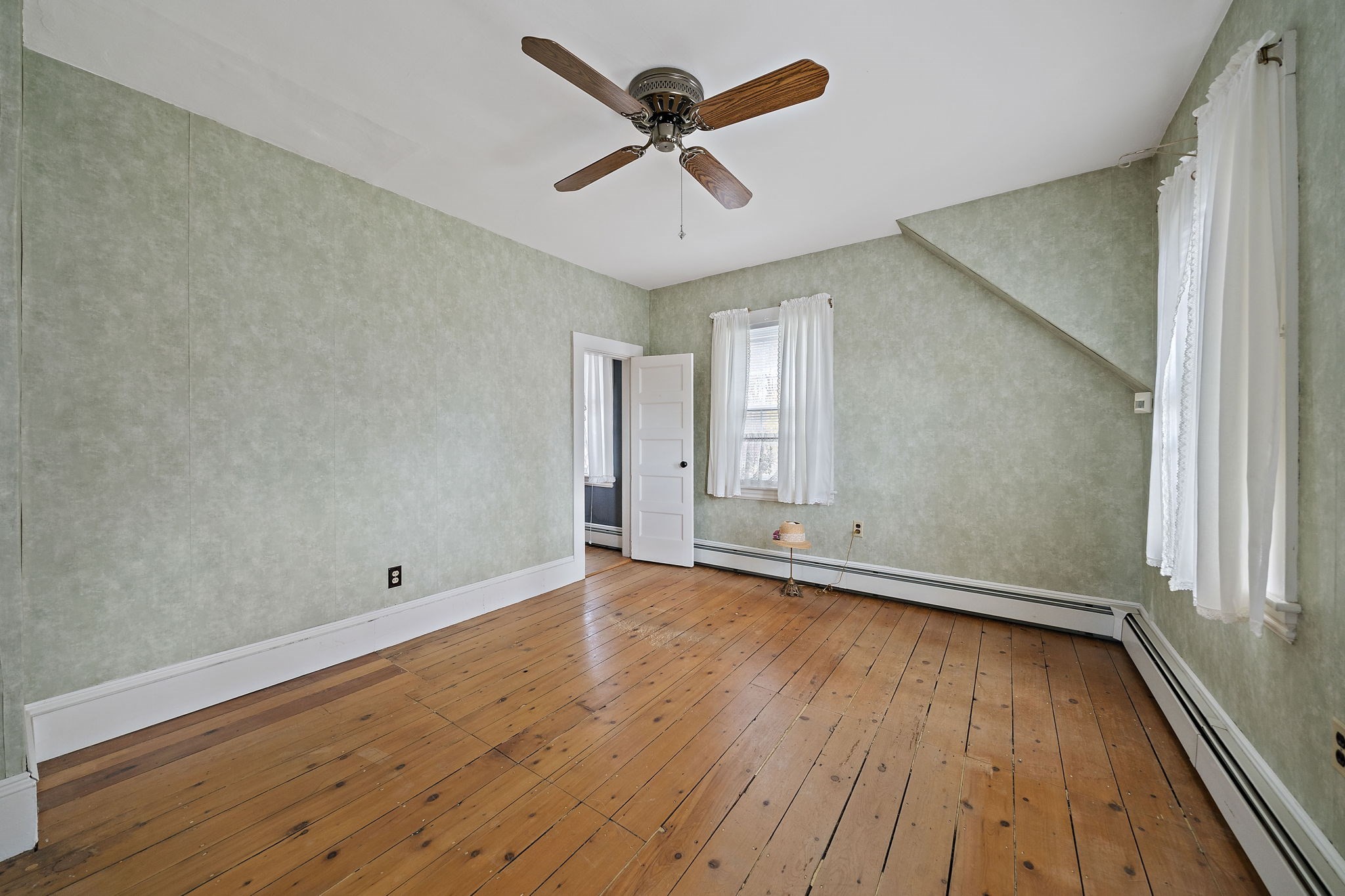578 Plain St, Brockton, MA 02302 - Image 17