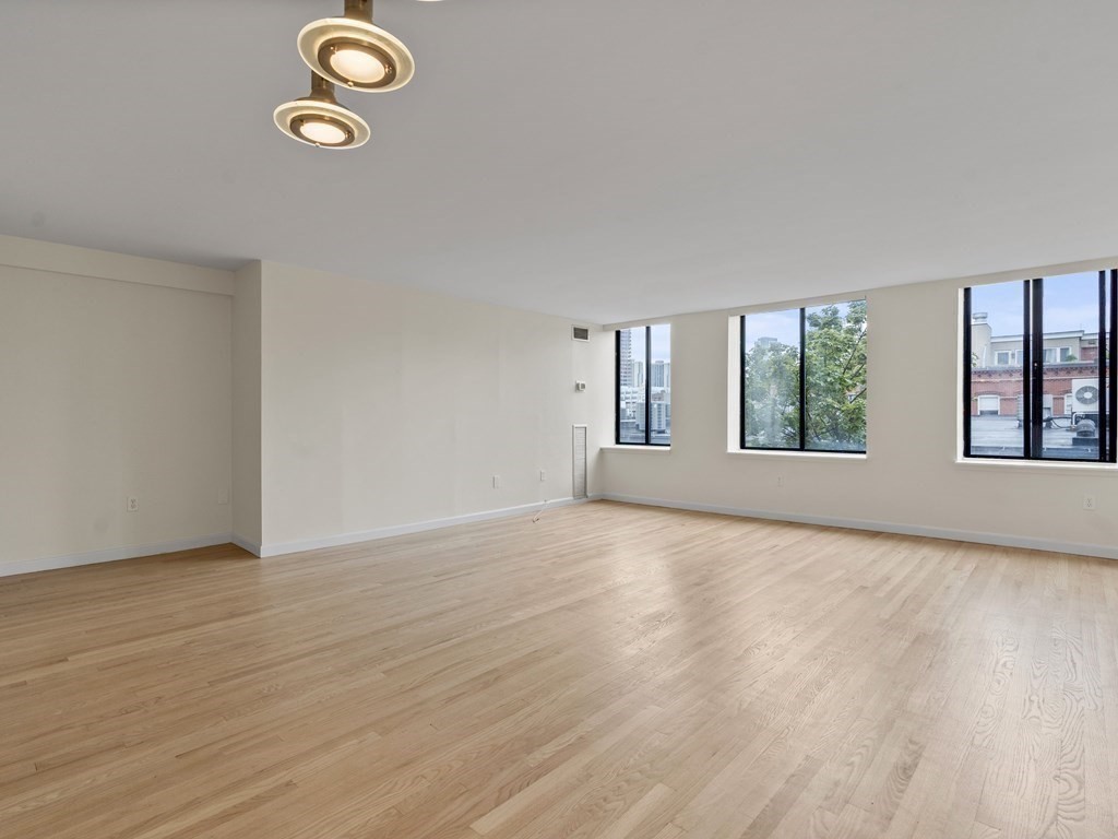 142 Commercial St Unit 503, North End, Boston, MA 02109 - Image 10