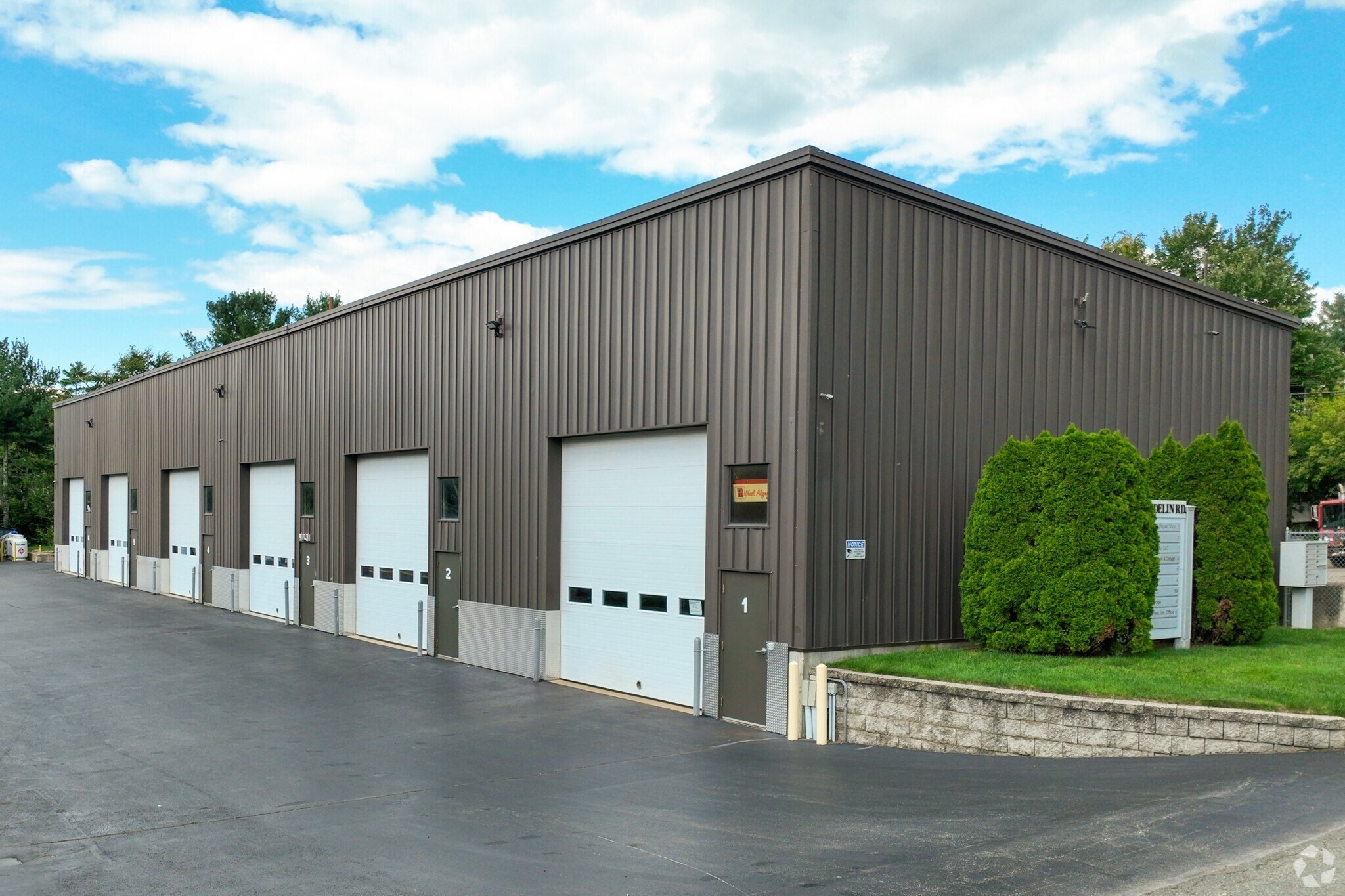 27 Kondelin Rd Unit 2, Gloucester, MA 01930 - Image 1