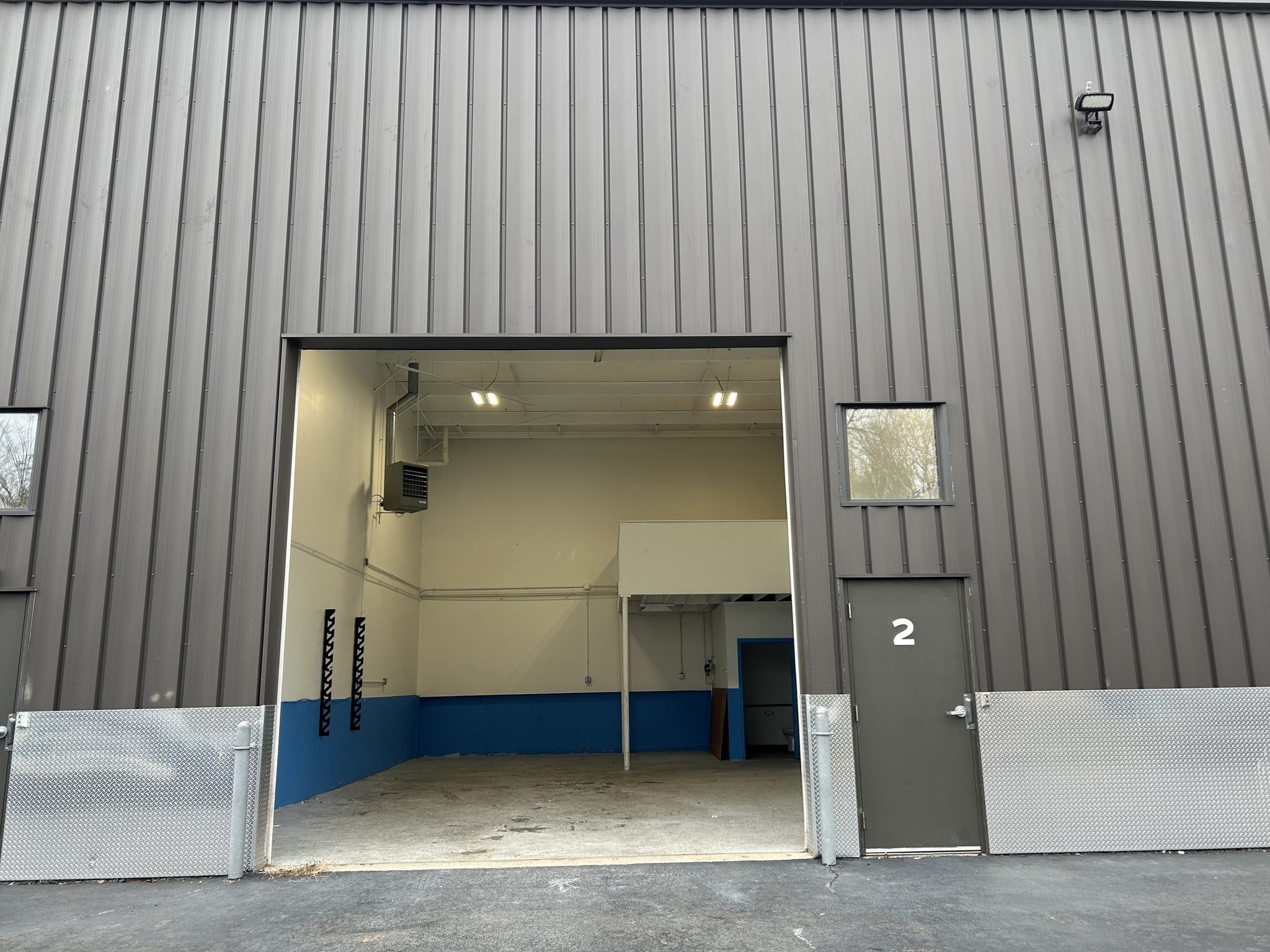 27 Kondelin Rd Unit 2, Gloucester, MA 01930 - Image 2