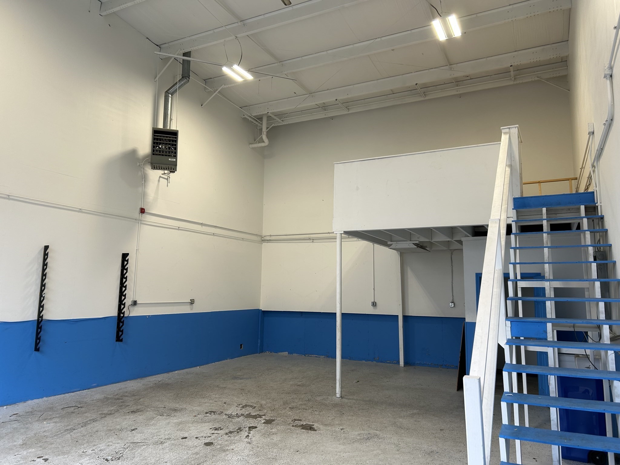 27 Kondelin Rd Unit 2, Gloucester, MA 01930 - Image 4