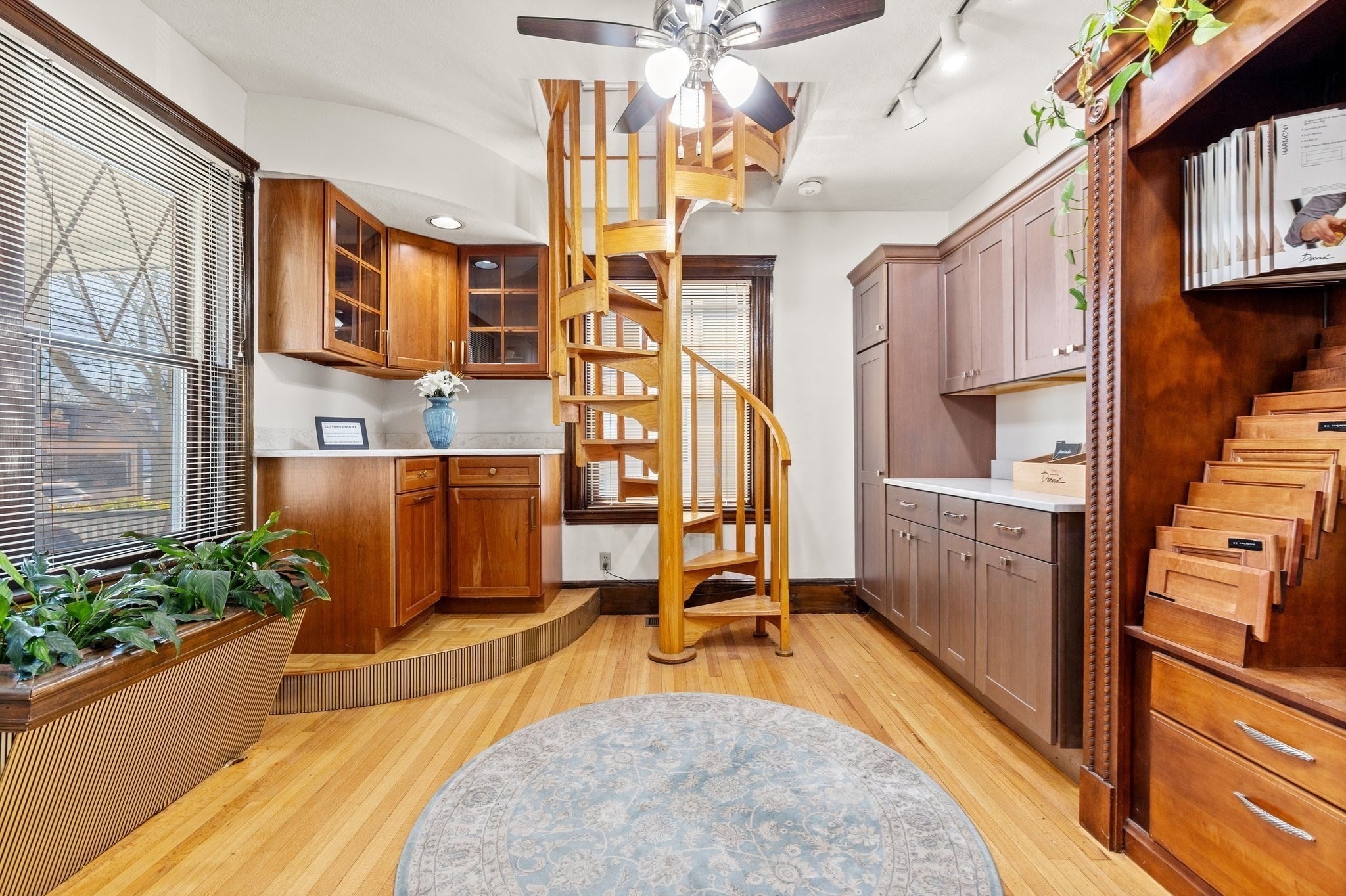 327 Central St, Saugus, MA 01906 - Image 11