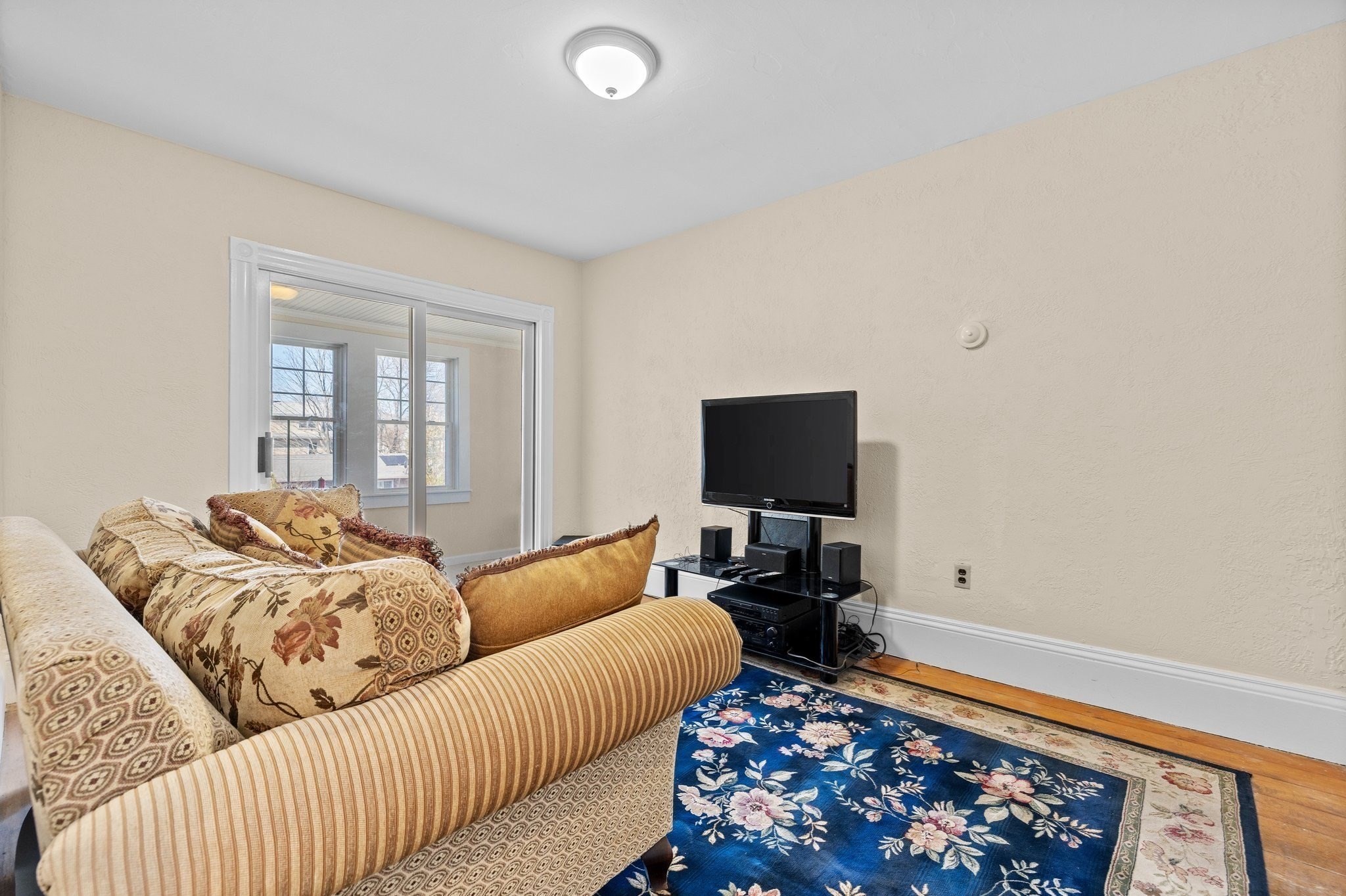 327 Central St, Saugus, MA 01906 - Image 29