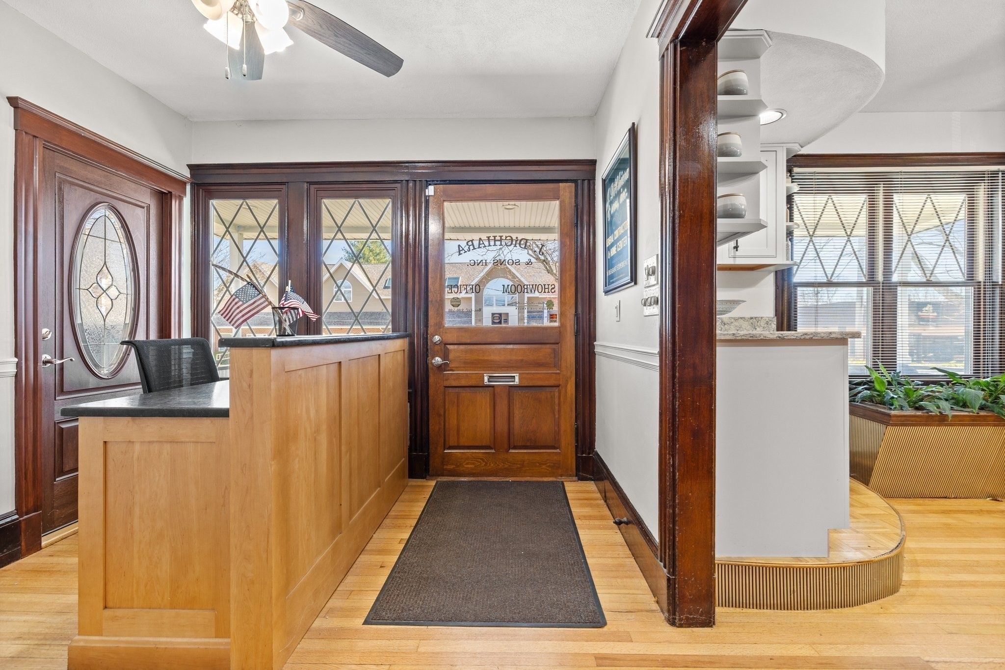 327 Central St, Saugus, MA 01906 - Image 9