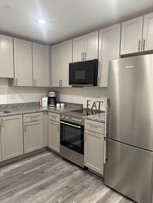 585 Essex St, Apt 519