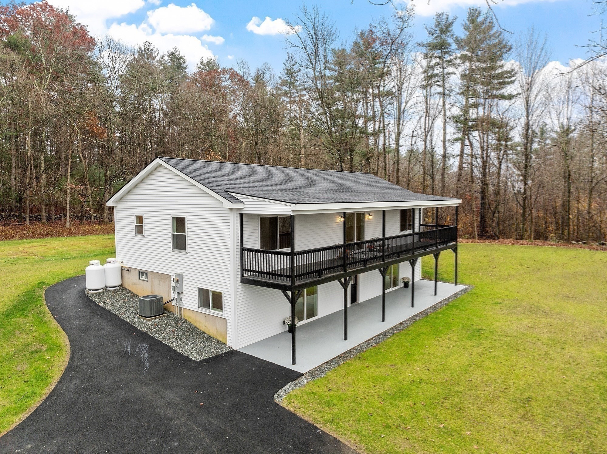 31 Sturbridge Rd, Brimfield, MA 01010 - Image 1