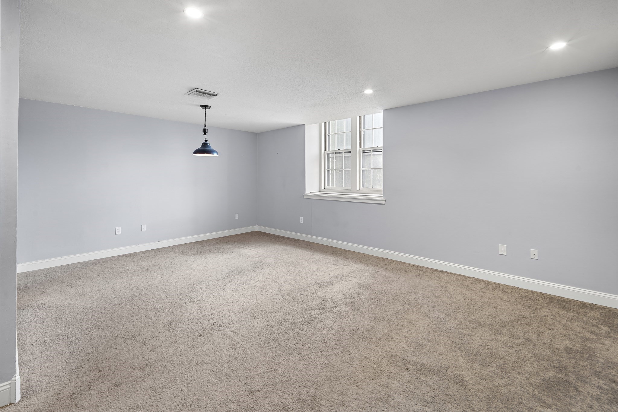 201 Thorndike St Unit 2-05, Lowell, MA 01852 - Image 3