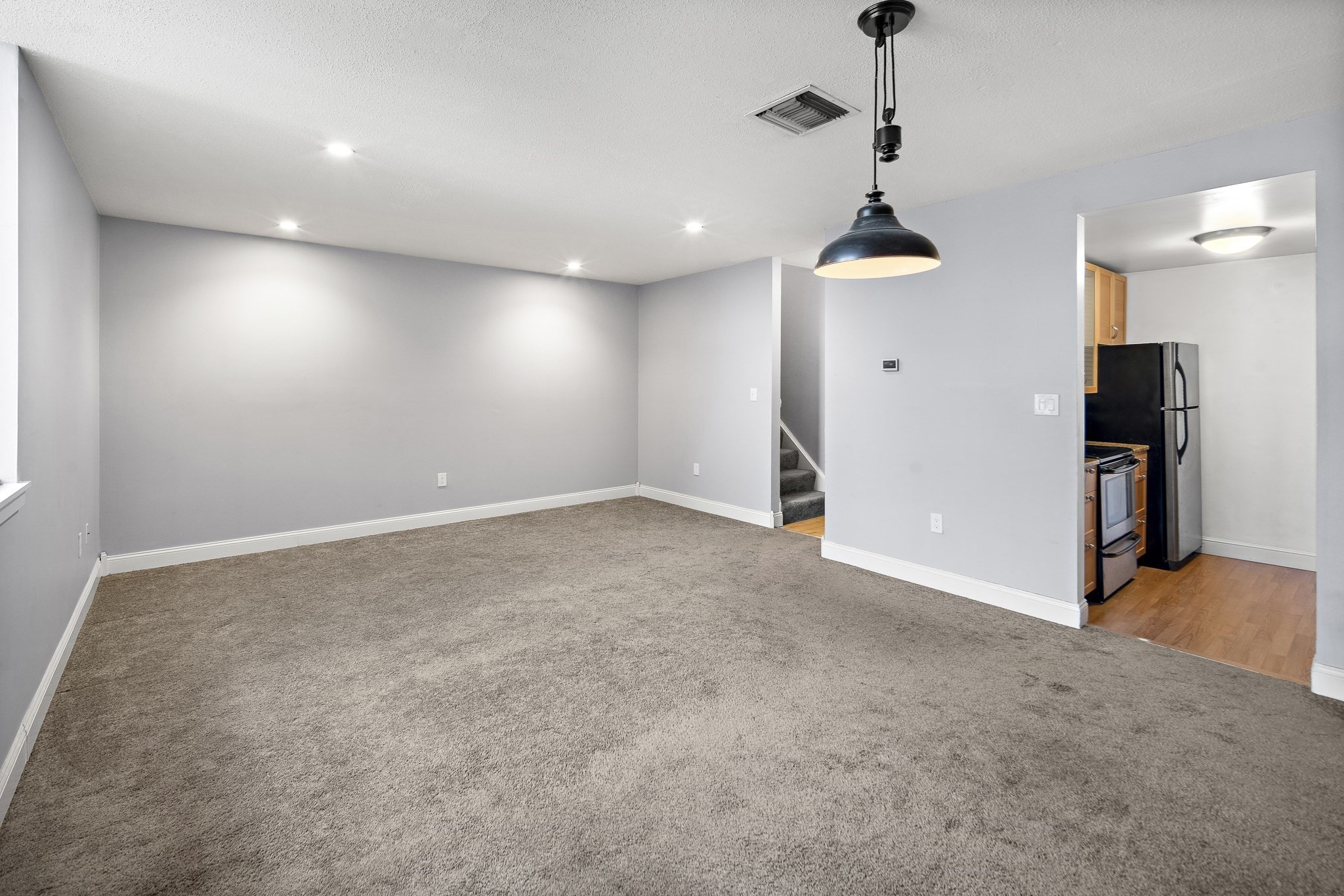 201 Thorndike St Unit 2-05, Lowell, MA 01852 - Image 4