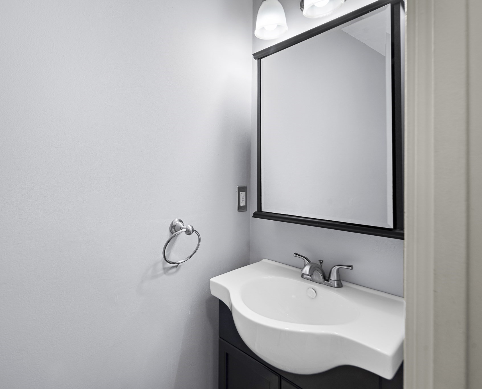 201 Thorndike St Unit 2-05, Lowell, MA 01852 - Image 6