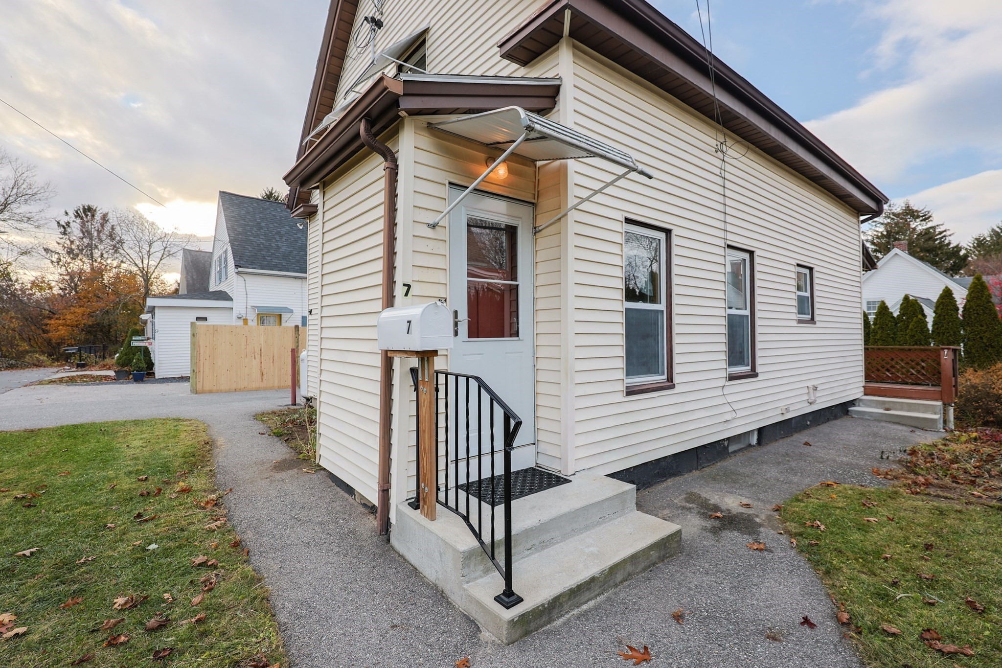 7 Howard Place, Franklin, MA 02038 - Image 3