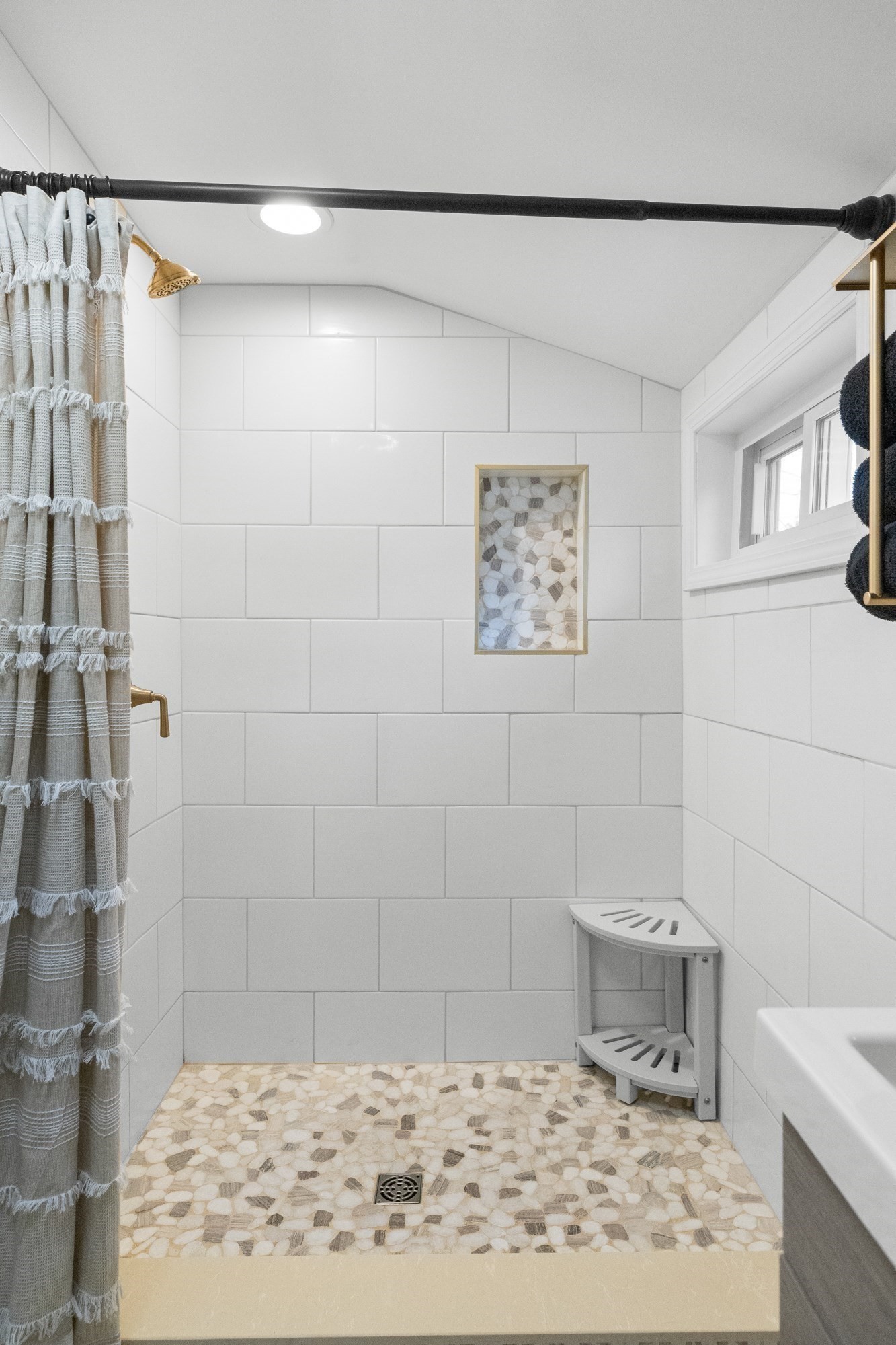 123 Pond Street, Georgetown, MA 01833 - Image 22