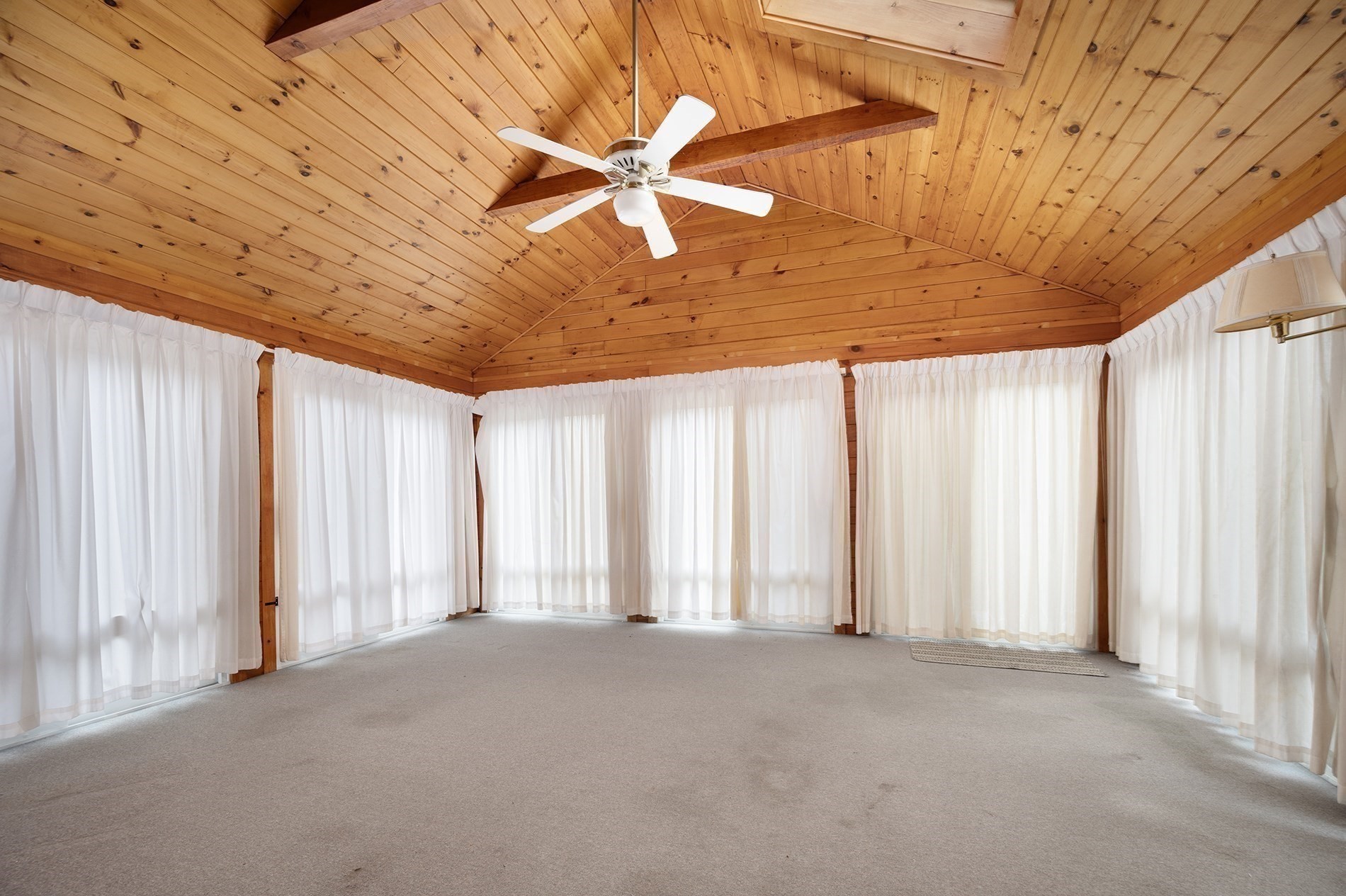 1076 Hill Street, Northbridge, MA 01534 - Image 15