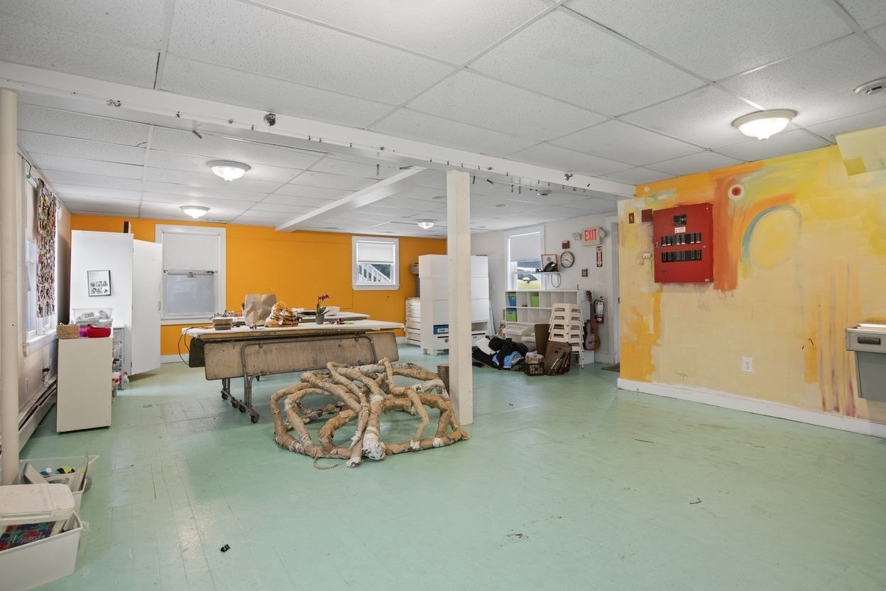 259 Elm St, Amesbury, MA 01913 - Image 25