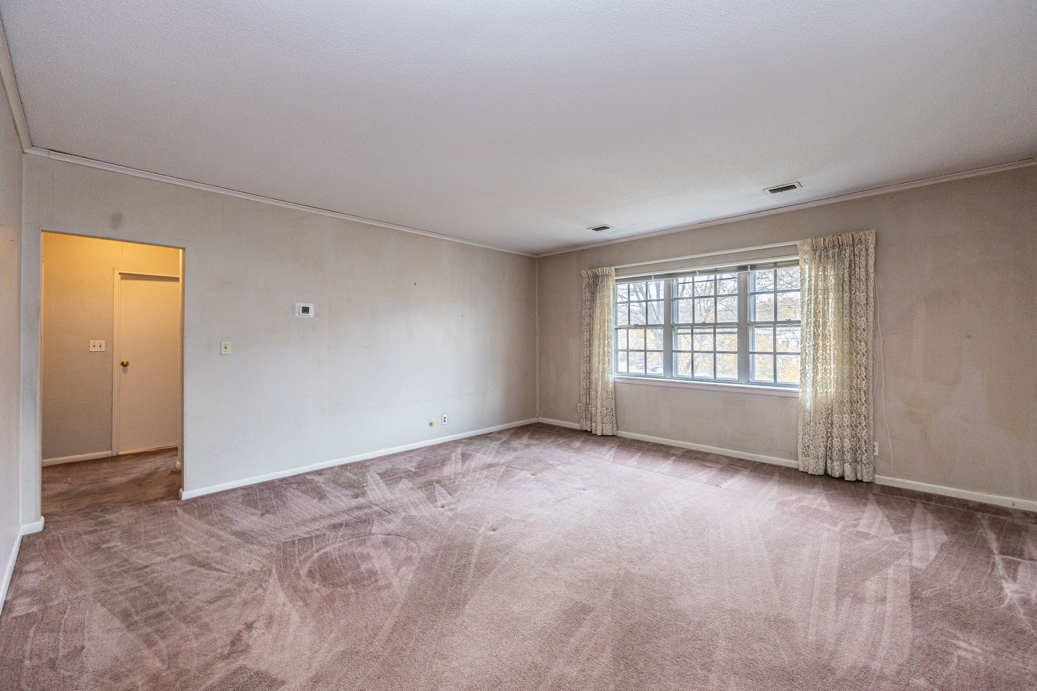 108 Lake Shore Rd Unit 4, Boston College, Boston, MA 02135 - Image 2