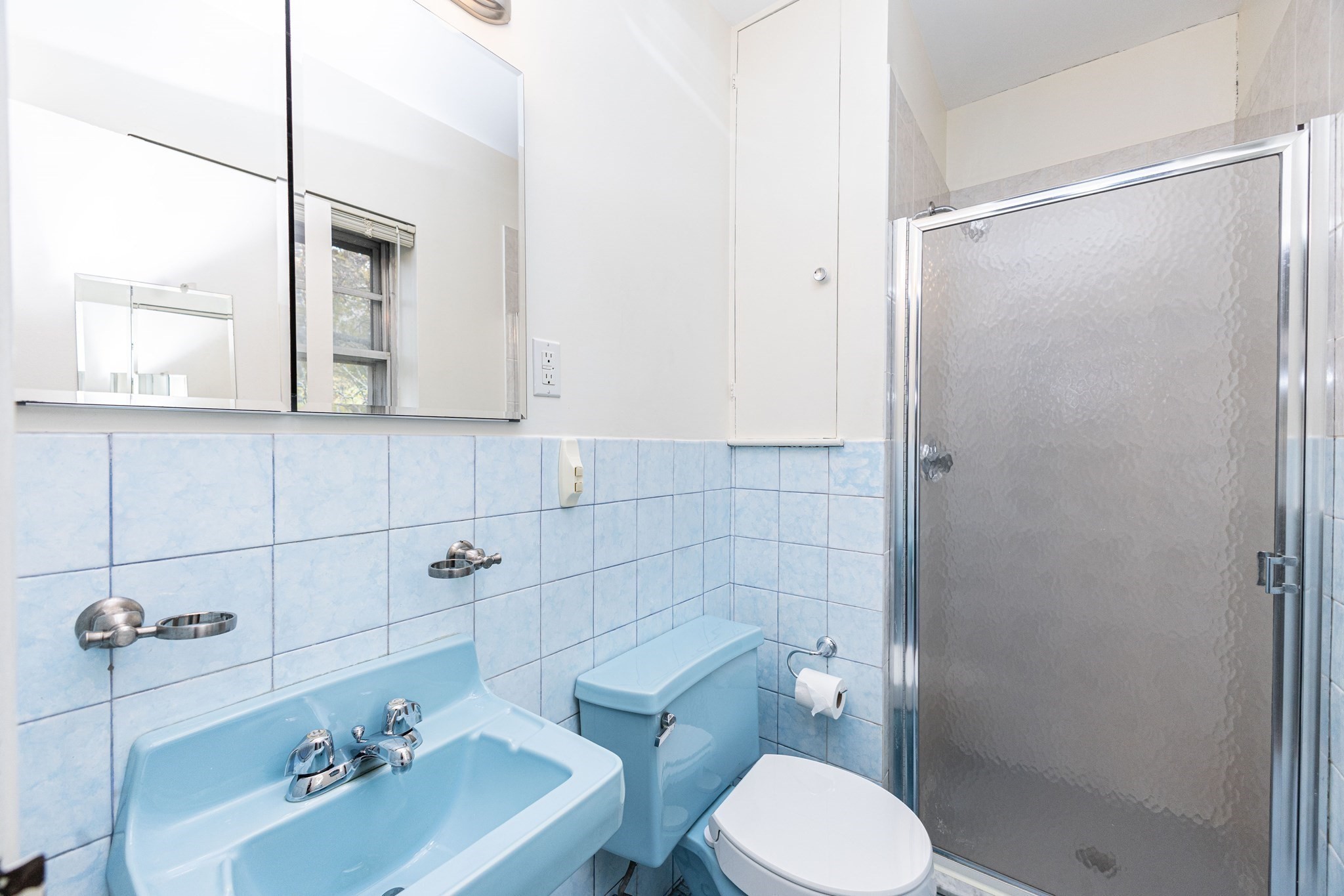 108 Lake Shore Rd Unit 4, Boston College, Boston, MA 02135 - Image 12