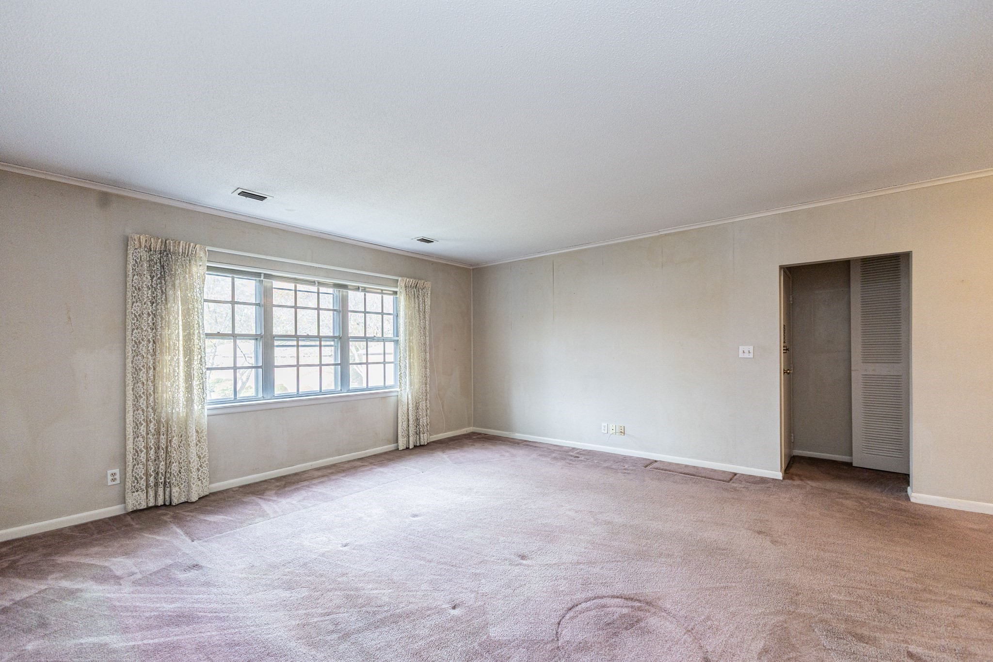 108 Lake Shore Rd Unit 4, Boston College, Boston, MA 02135 - Image 6