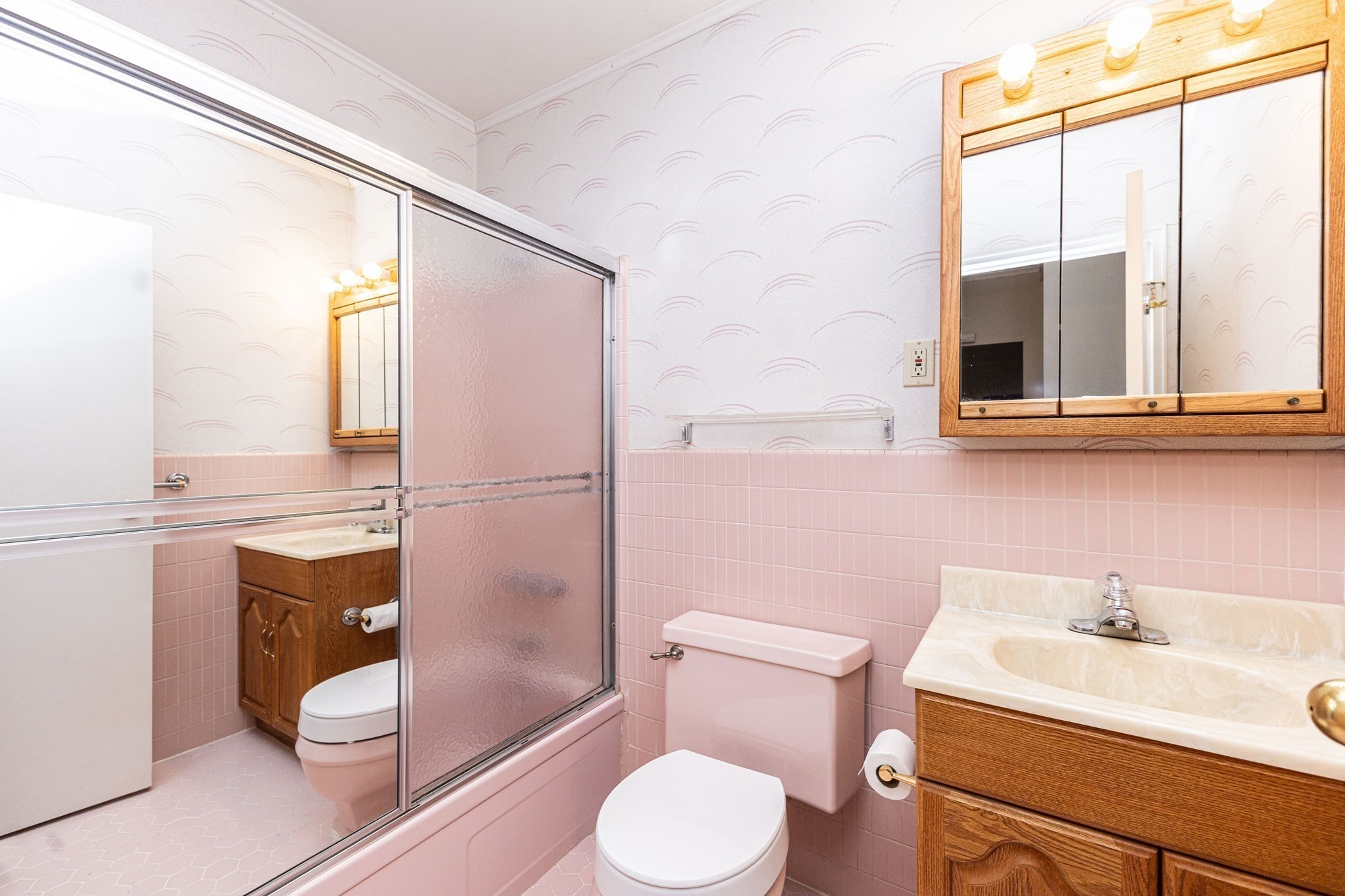 108 Lake Shore Rd Unit 4, Boston College, Boston, MA 02135 - Image 7