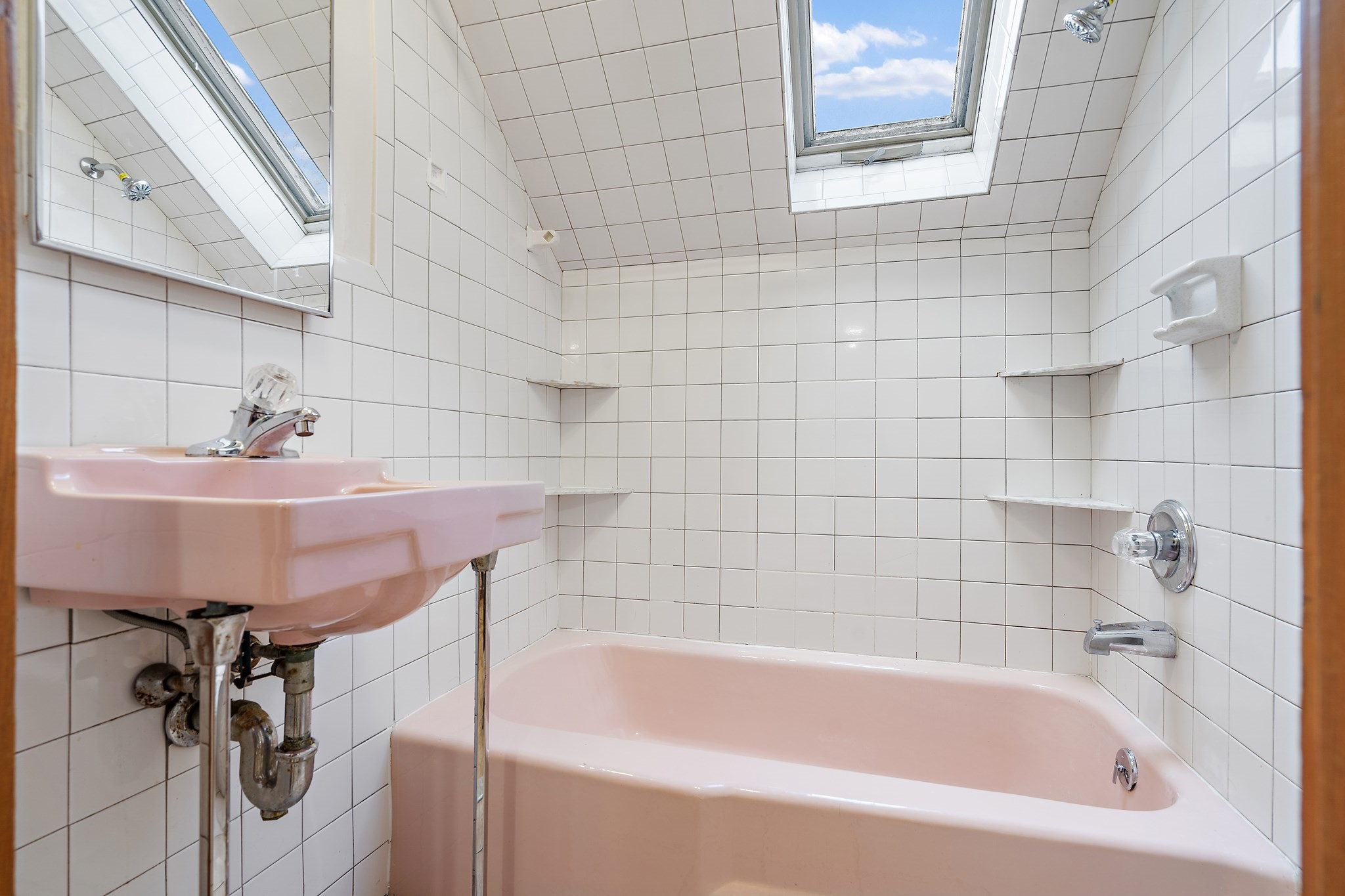 2 Sutherland St, Lowell, MA 01850 - Image 23