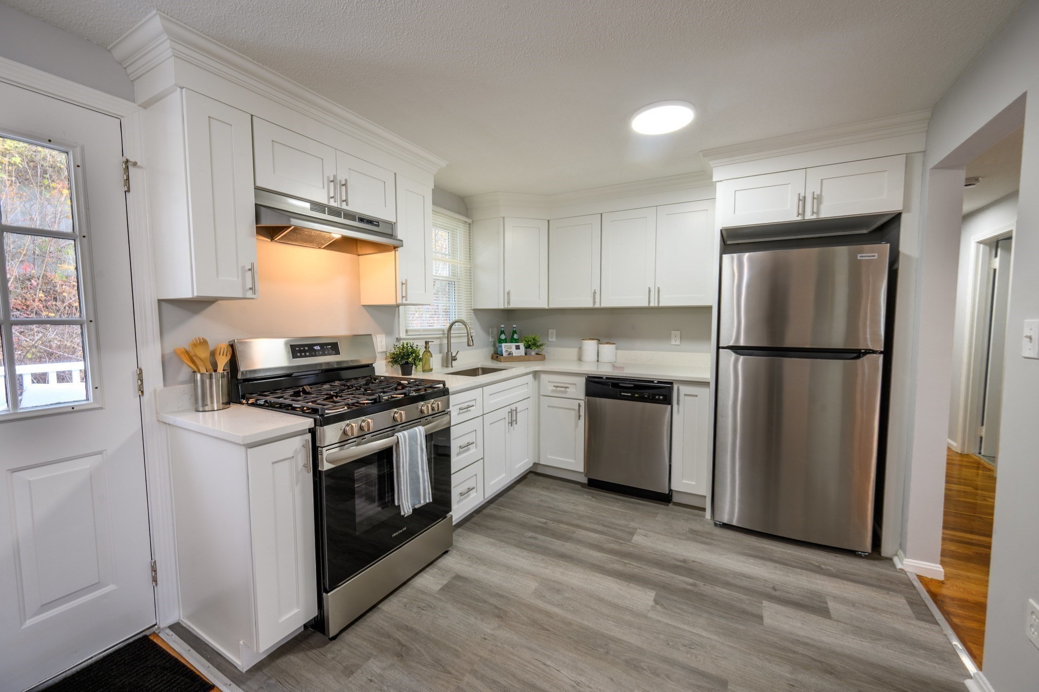 16 Winding Ln, Lowell, MA 01852 - Image 6