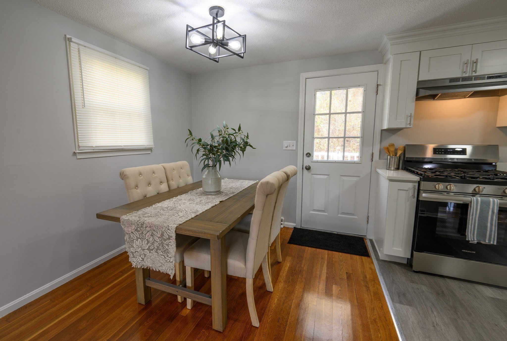 16 Winding Ln, Lowell, MA 01852 - Image 8