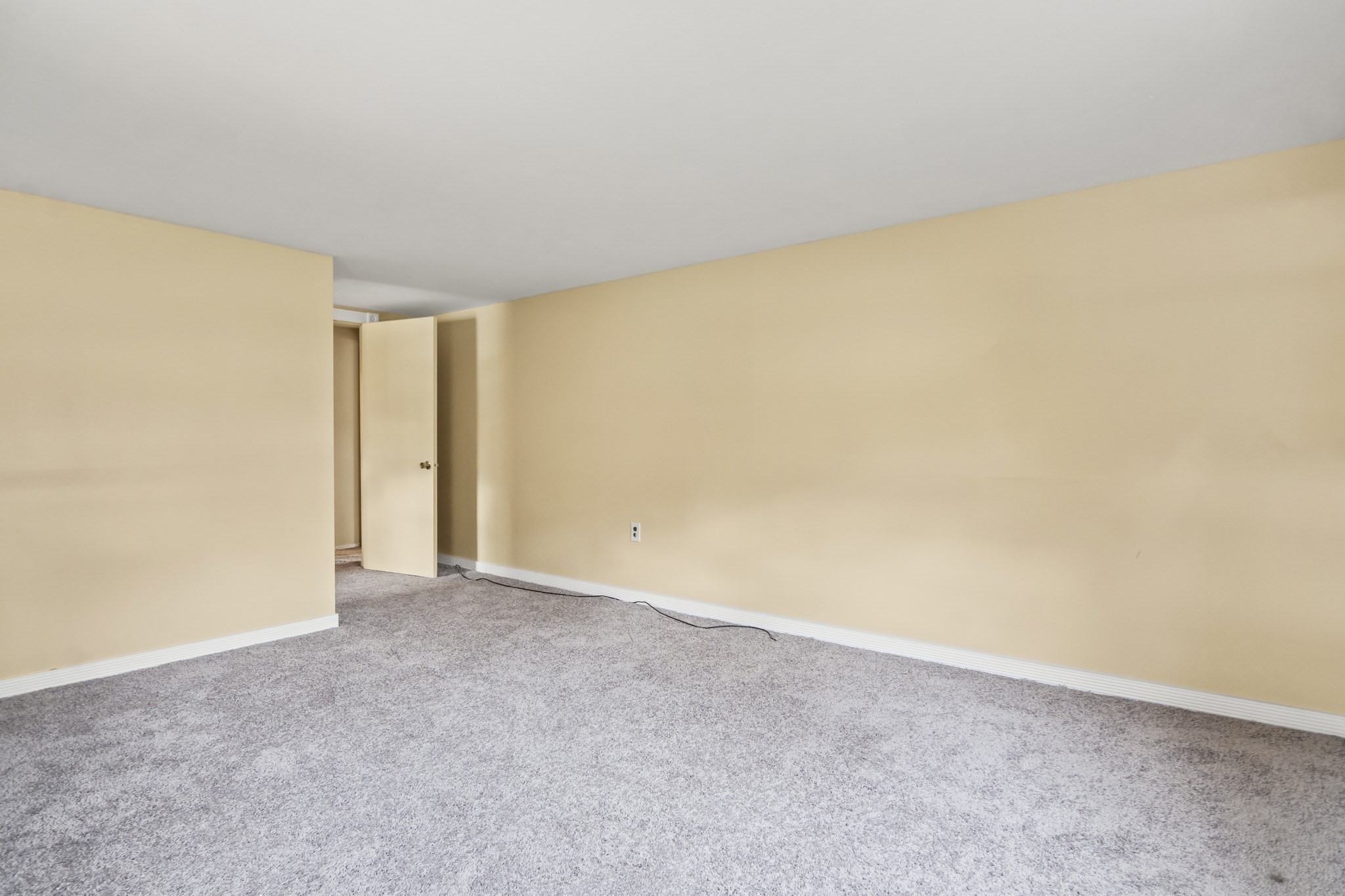 296 Astle Street, Tewksbury, MA 01876 - Image 19