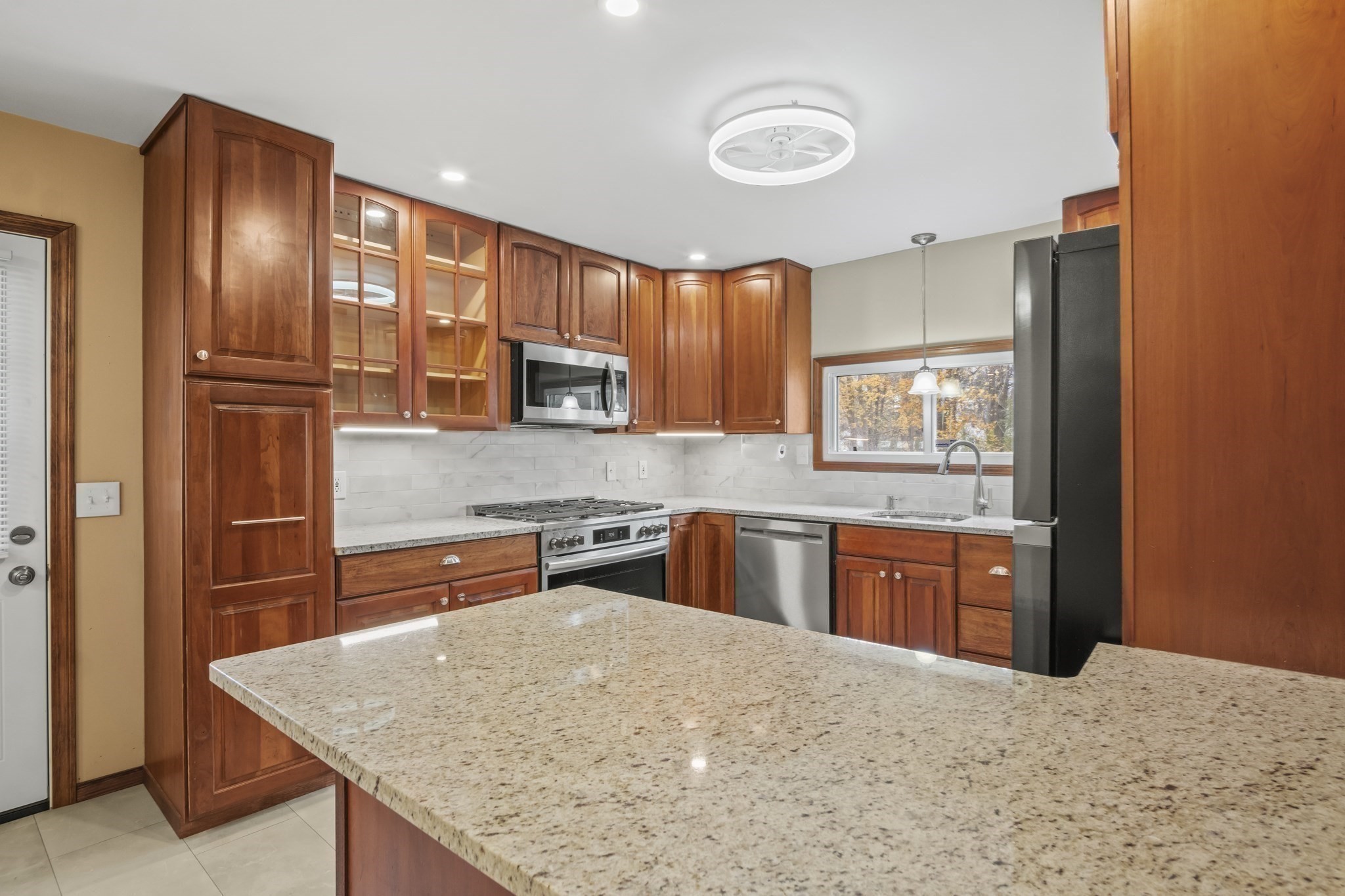 296 Astle Street, Tewksbury, MA 01876 - Image 3