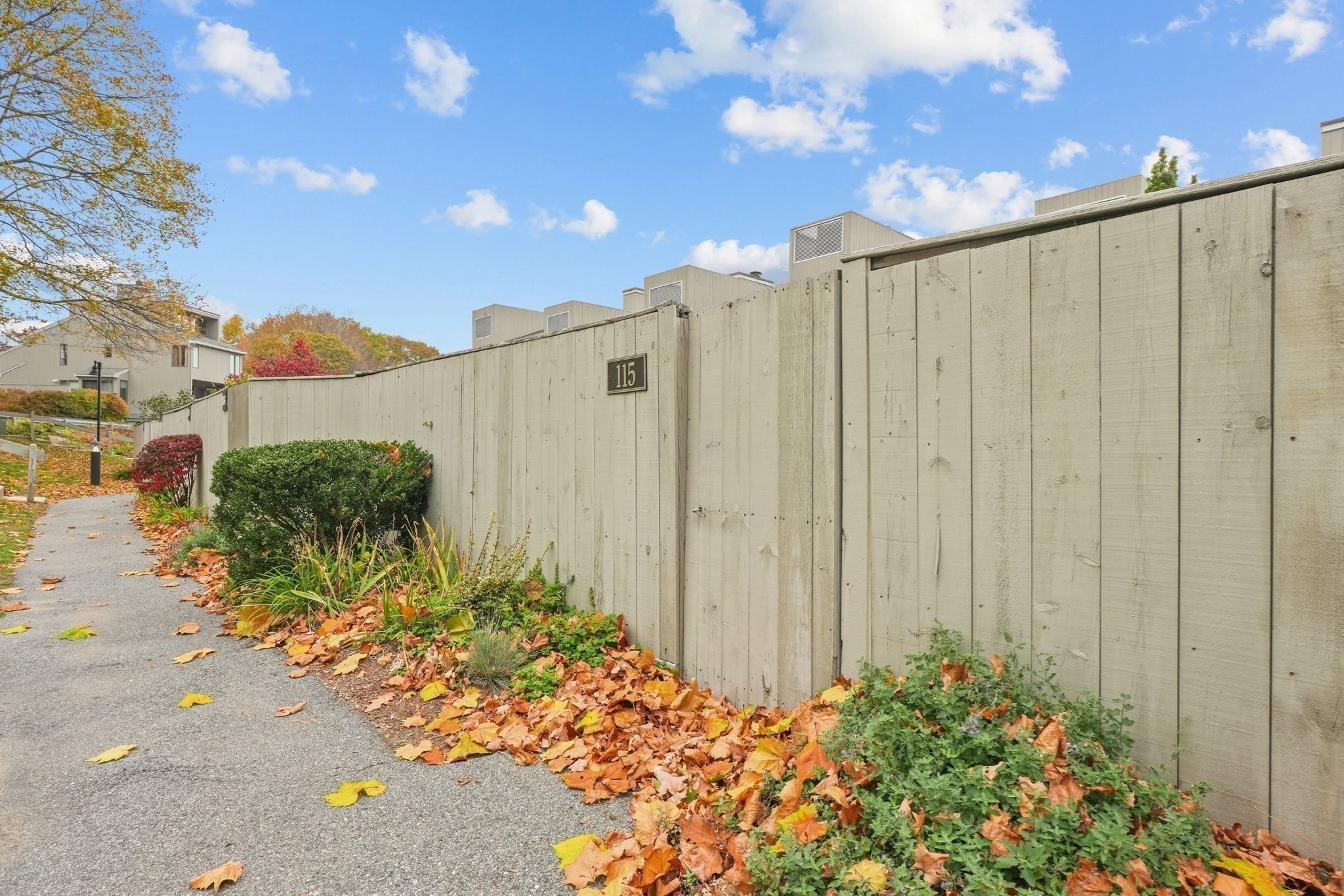 115 Mill Pond Unit 115, North Andover, MA 01845 - Image 2