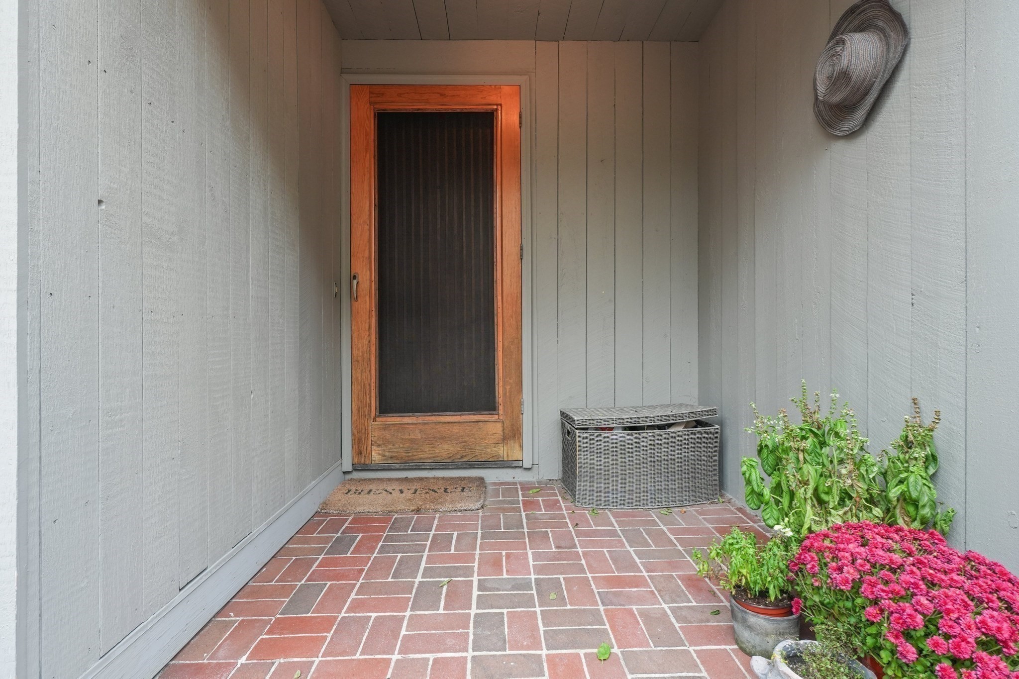 115 Mill Pond Unit 115, North Andover, MA 01845 - Image 3