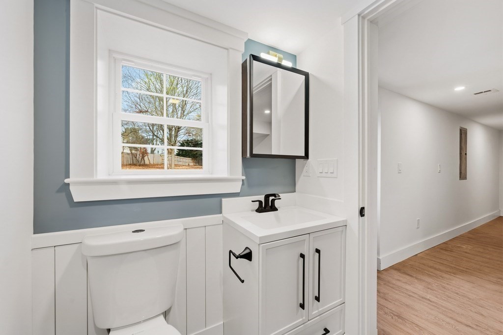 99 Grove St, Reading, MA 01867 - Image 13