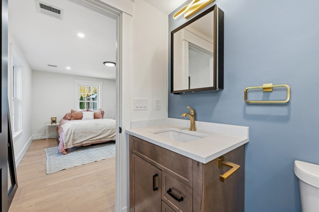 99 Grove St, Reading, MA 01867 - Image 24