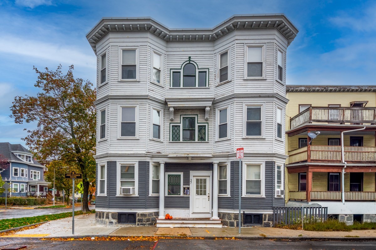 37 Taft St, Dorchester, Boston, MA 02125