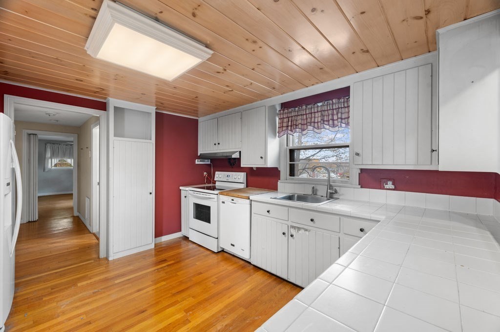 10 Standish Way, Lynn, MA 01904 - Image 11