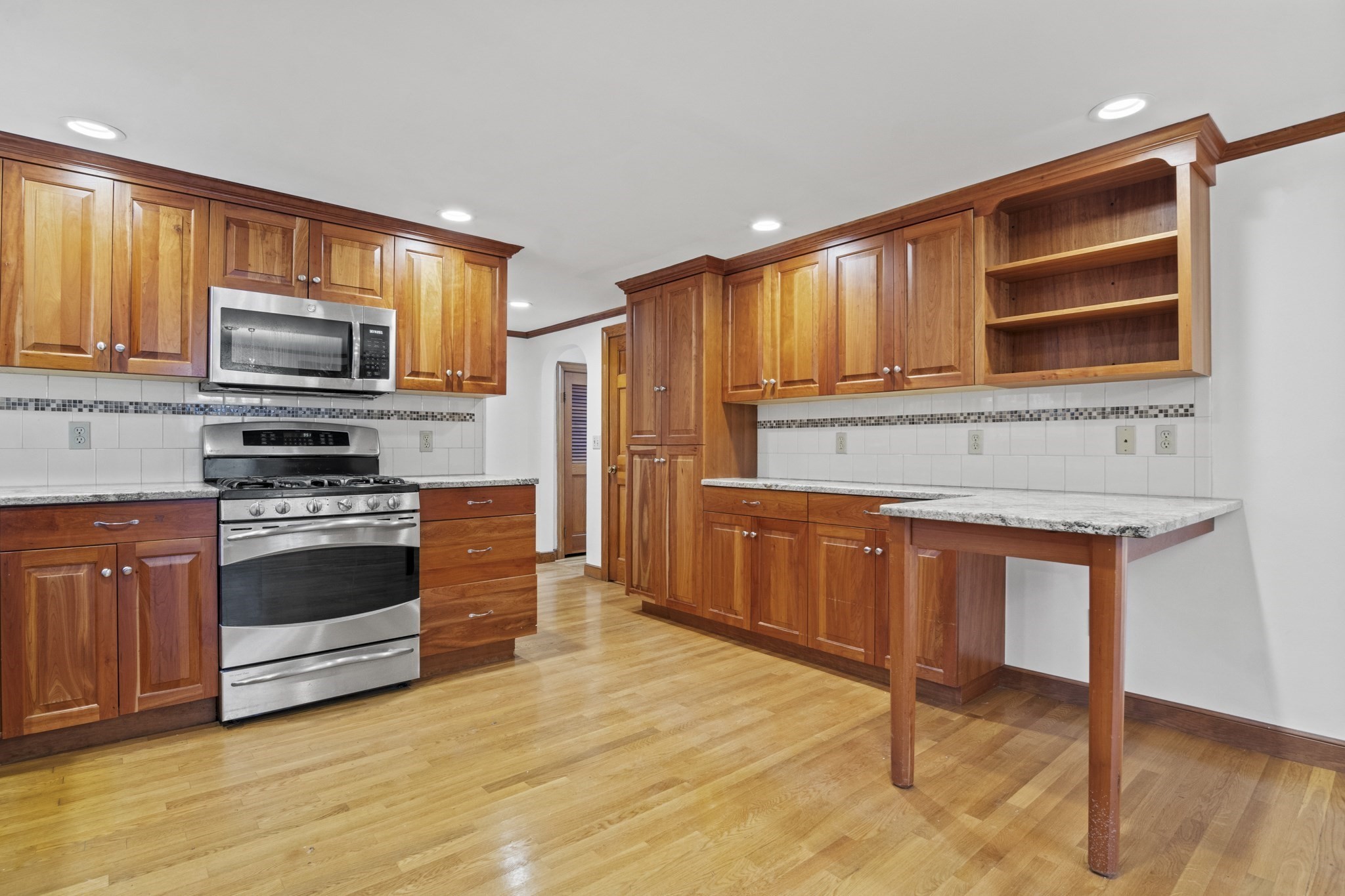 116 Waverly Street, Ashland, MA 01721 - Image 9