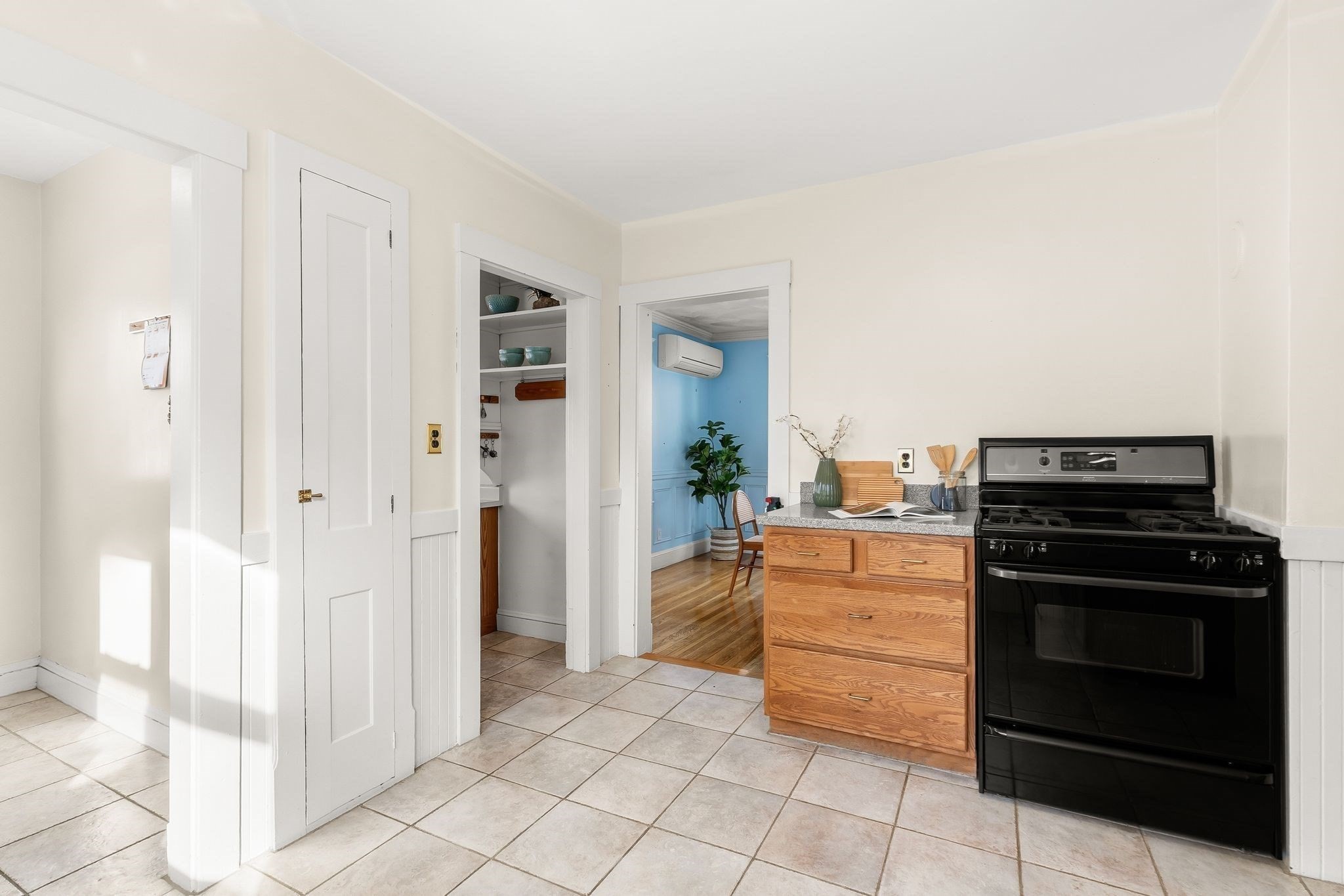 21 Glenmont Rd, Brighton, Boston, MA 02135 - Image 15