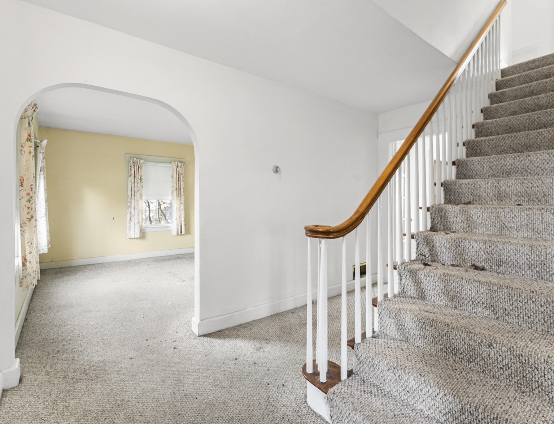 46 Sutton, Peabody, MA 01960 - Image 2