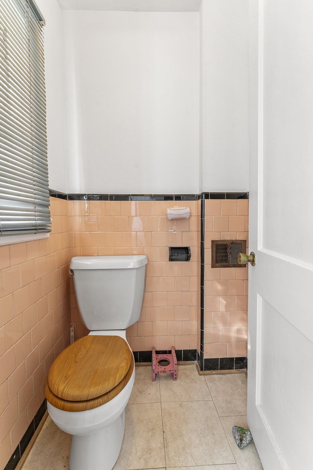 46 Sutton, Peabody, MA 01960 - Image 25