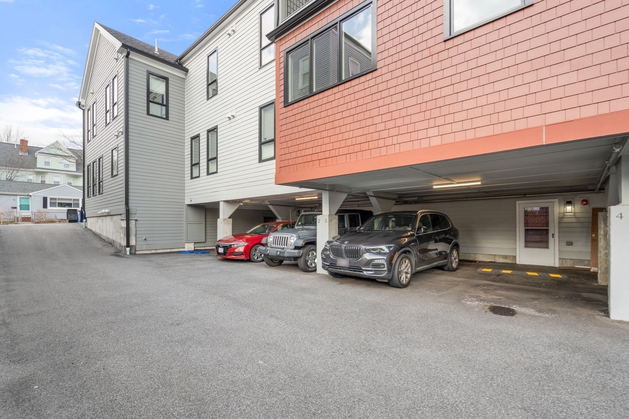 123 Centre St Unit TH4, Dorchester, Boston, MA 02124 - Image 27