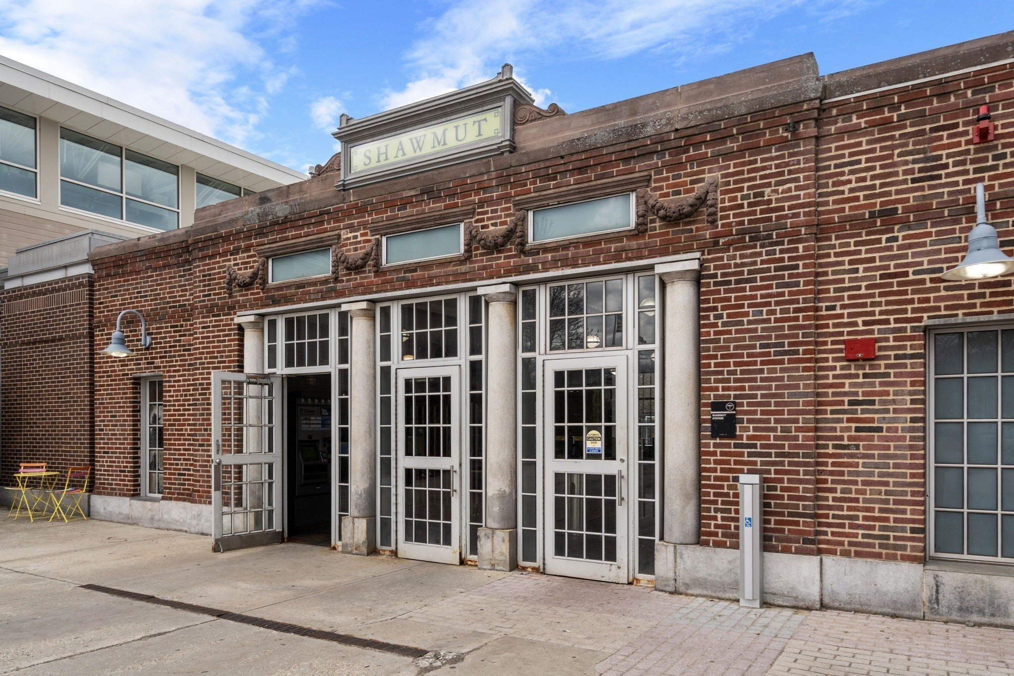 123 Centre St Unit TH4, Dorchester, Boston, MA 02124 - Image 40