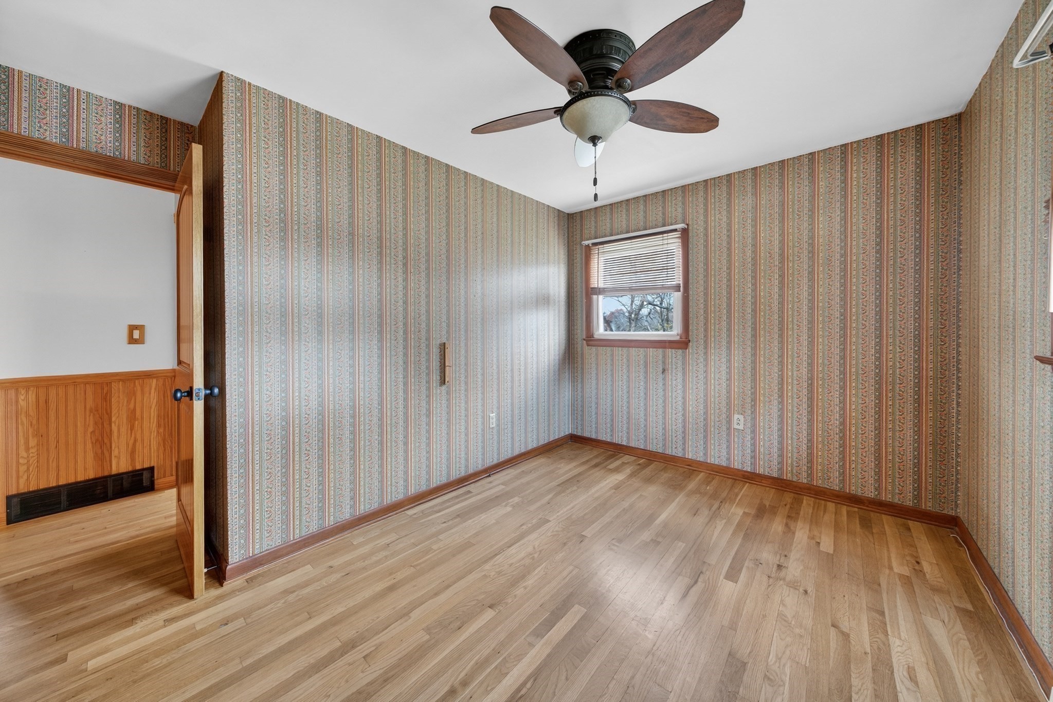 100 Sycamore Street, Fairhaven, MA 02719 - Image 22